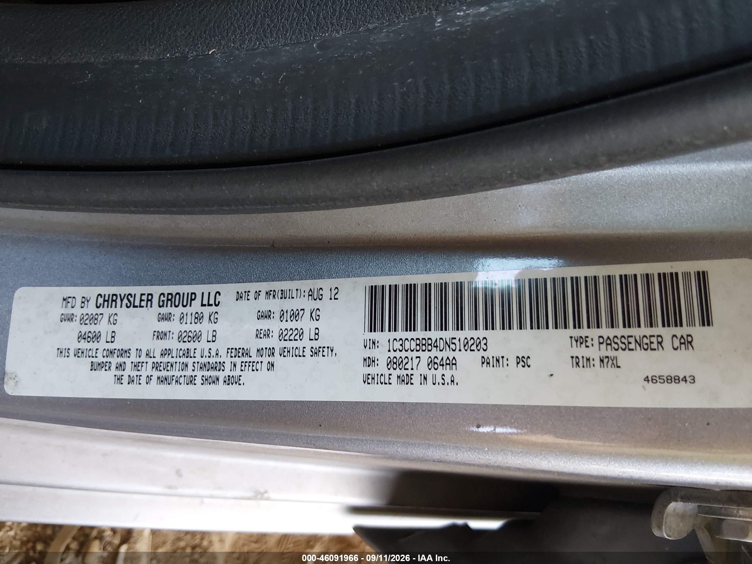2013 Chrysler 200 VIN 1C3CCBBB4DN510203 IAAI salvage auction — Side, Salvage (Arizona), sold $675 on 2026-09-25 (photo 9)