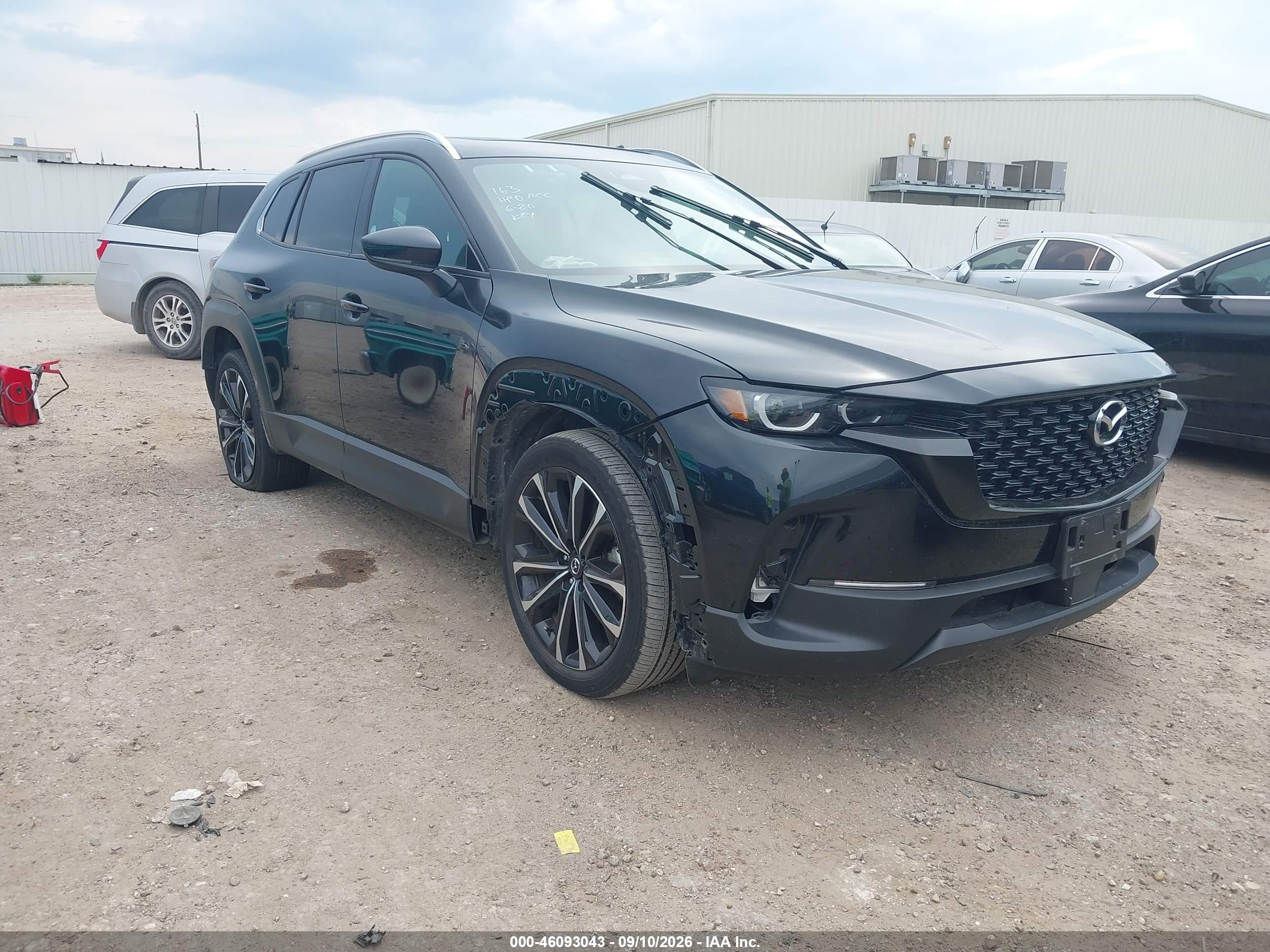 2025 Mazda CX-50 VIN 7MMVABEMXSN378116 — IAAI salvage auction photo