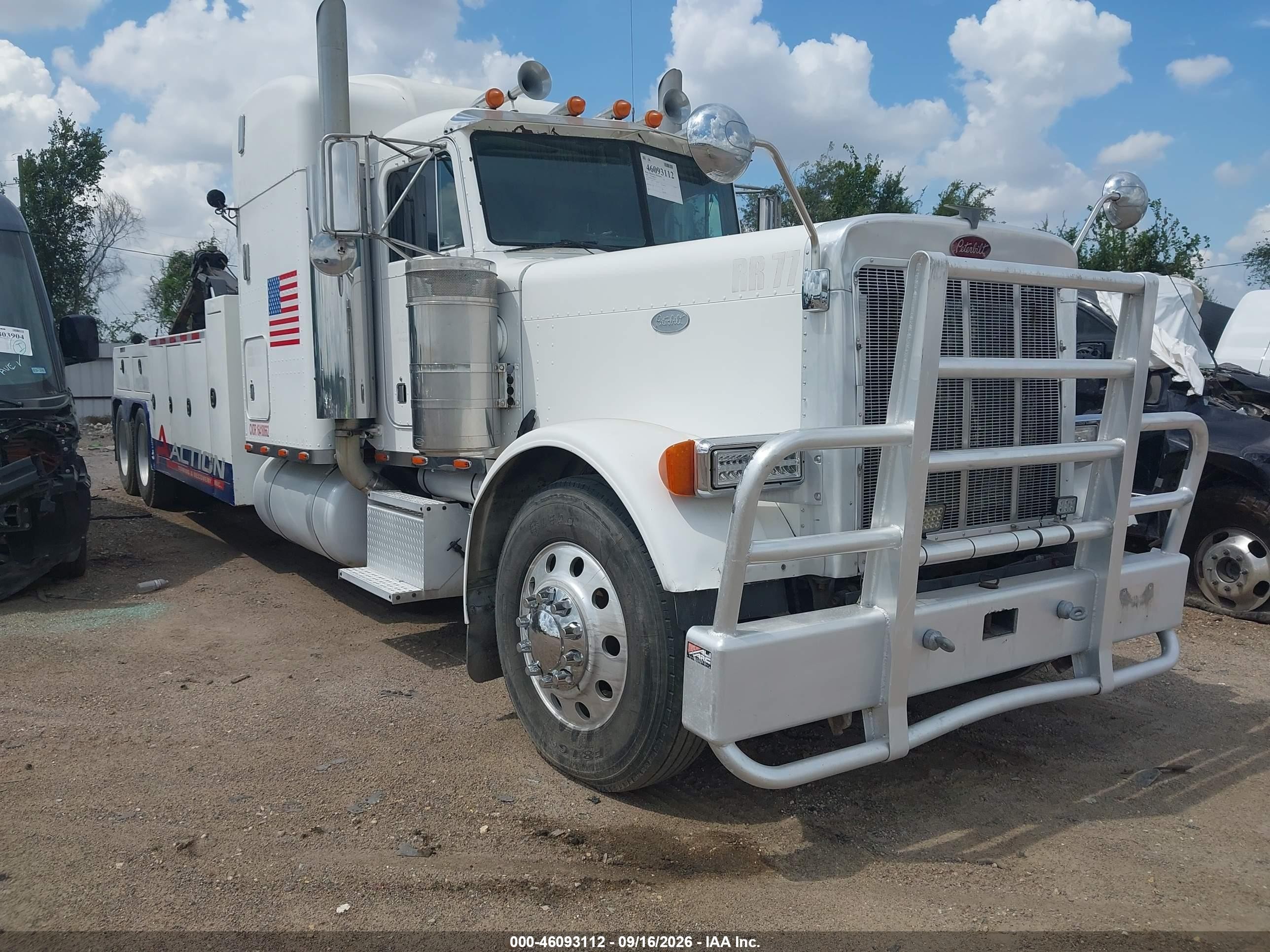 1995 Peterbilt 379 VIN 1XP5DB9X3SD364154 — IAAI salvage auction photo