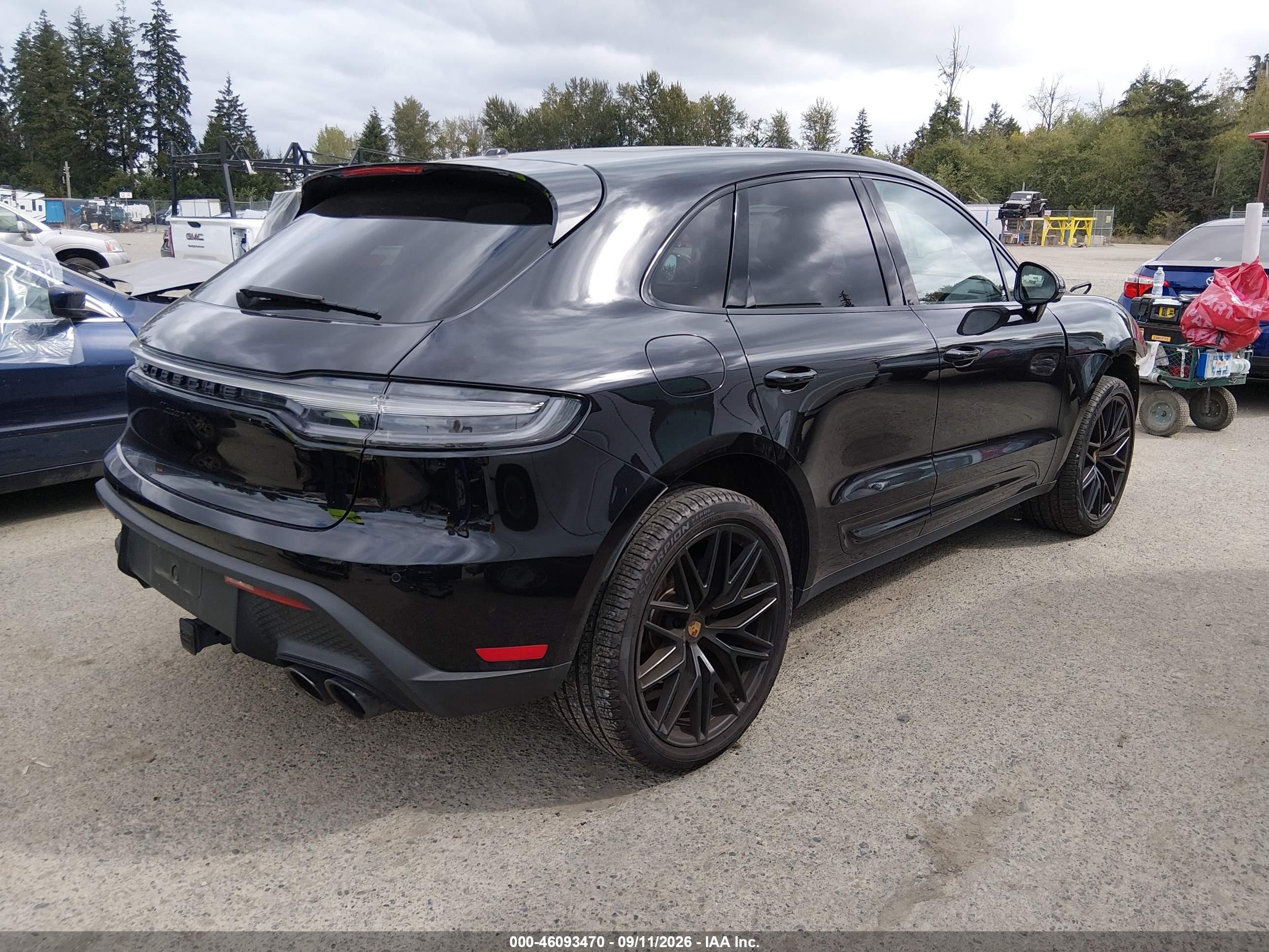 2023 Porsche Macan VIN WP1AA2A52PLB17416 IAAI salvage auction — Front End, Bill Of Sale (Washington), sold $23,300 on 2026-09-16 (photo 4)