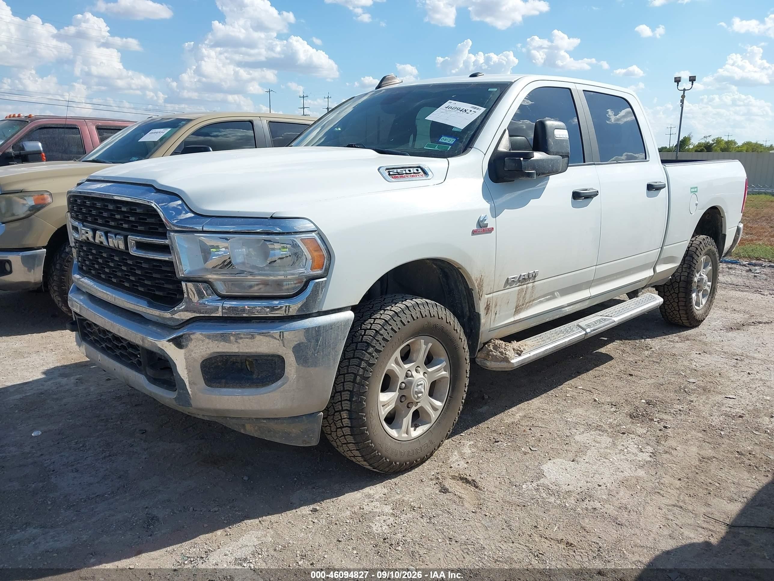 2024 Ram 2500 VIN 3C6UR5DL4RG285536 IAAI salvage auction — Unknown, Enterprise Vehicles Clear Only (Texas), sold $30,000 on 2026-09-13 (photo 2)