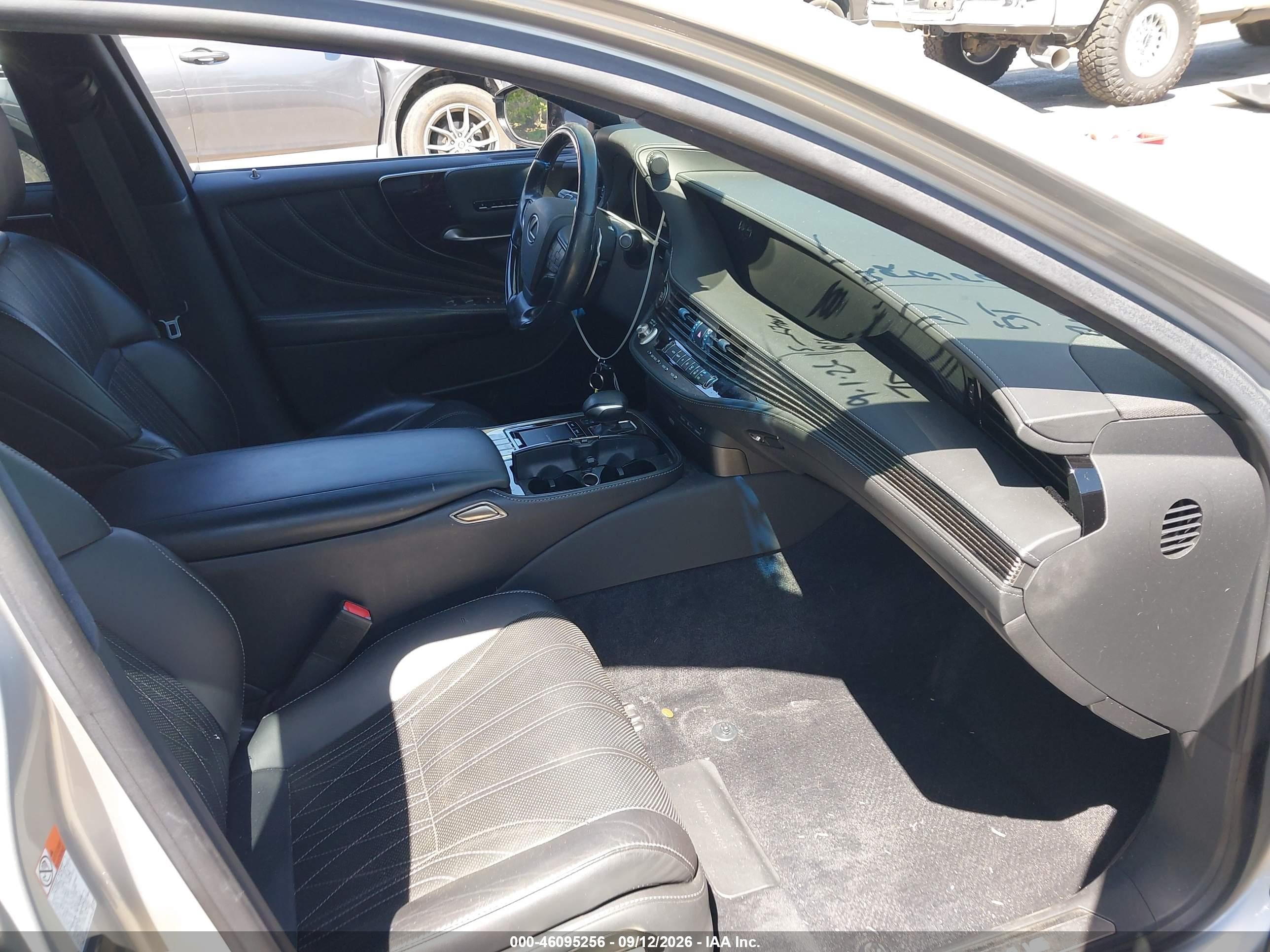 2019 Lexus Ls VIN JTHB51FF1K5007894 IAAI salvage auction — Front End, Salvage (California), sold $16,100 on 2026-09-18 (photo 5)
