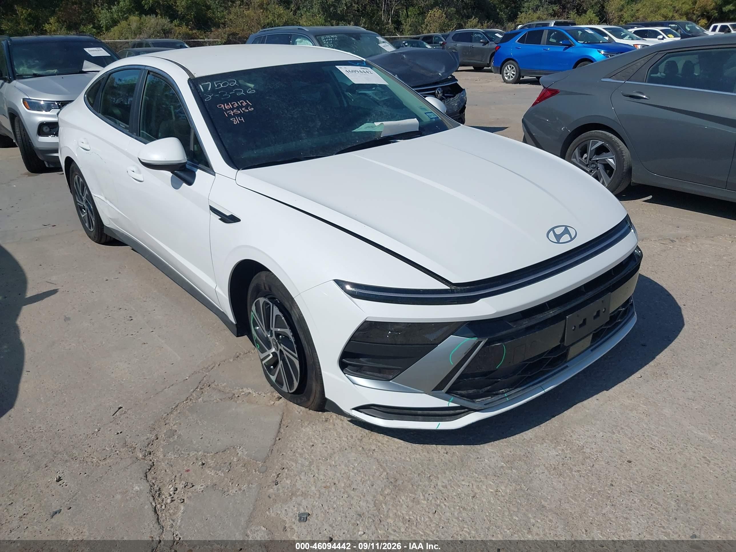 2026 Hyundai Sonata Hybrid VIN KMHL24JJ4TA175156 — IAAI salvage auction photo