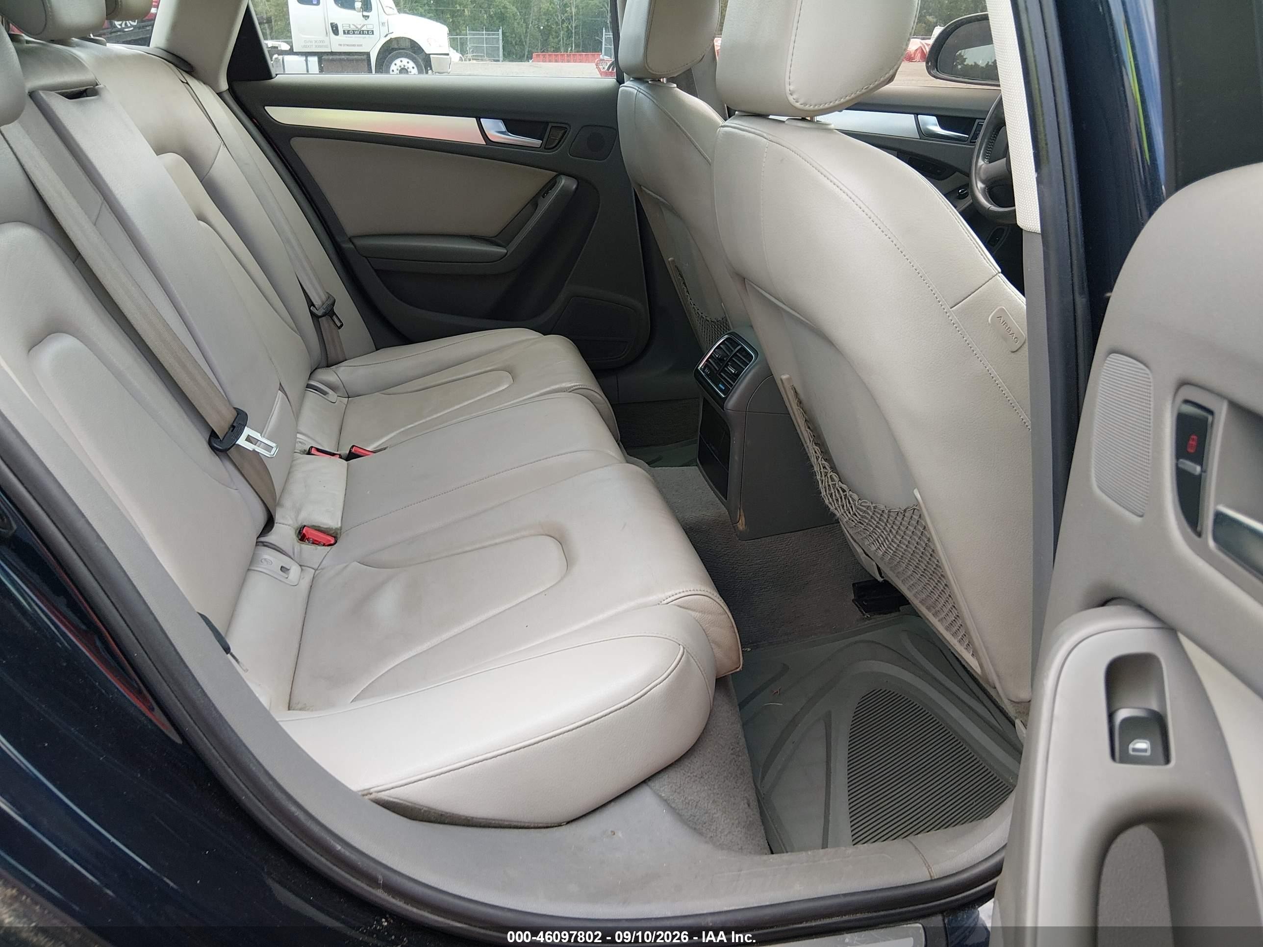 2009 Audi A4 VIN WAUGF78K19A190813 IAAI salvage auction — Normal Wear, Salvage (Texas), sold $575 on 2026-10-10 (photo 8)