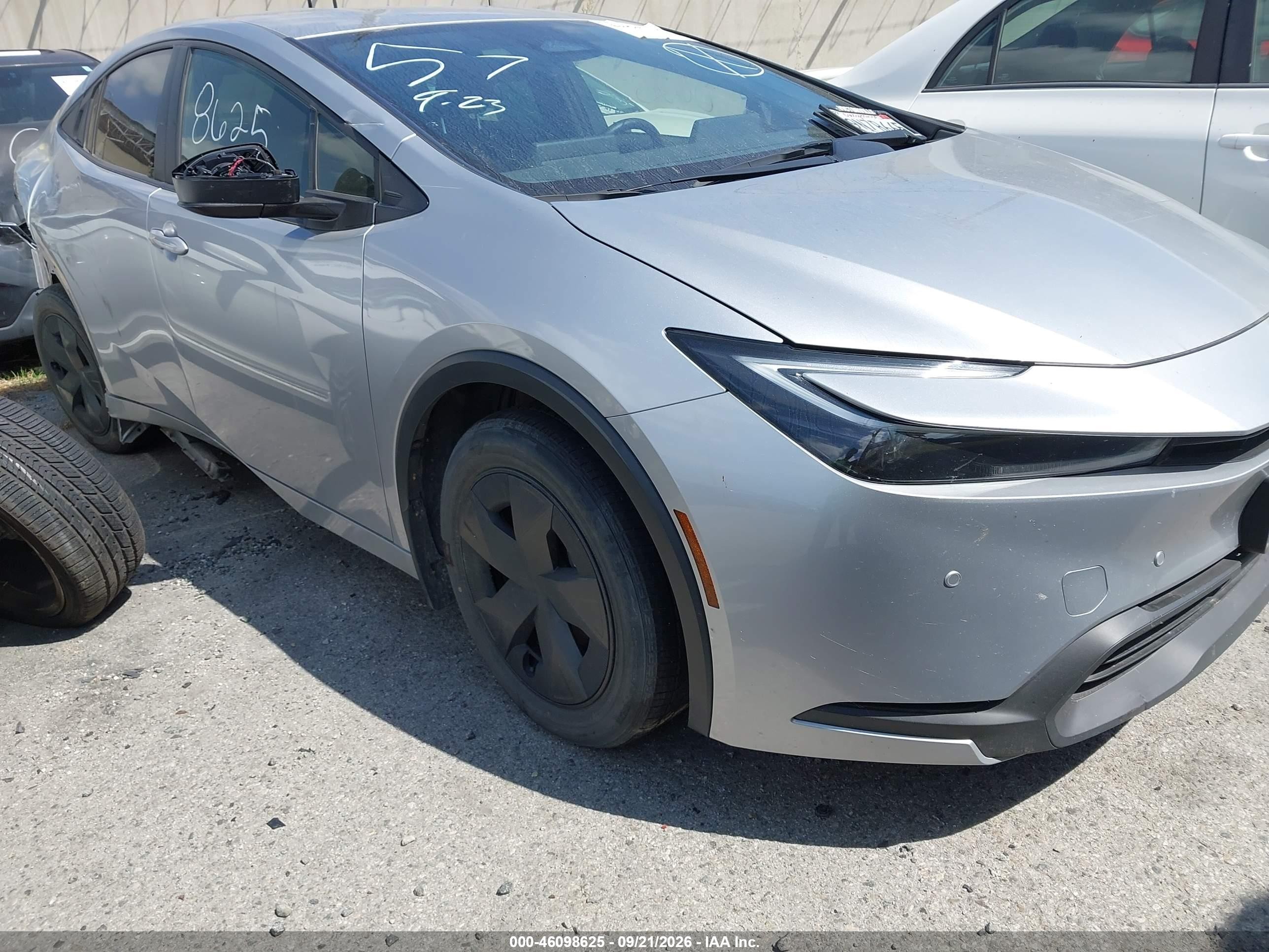 2024 Toyota Prius VIN JTDACAAU0R3032347 — IAAI salvage auction photo