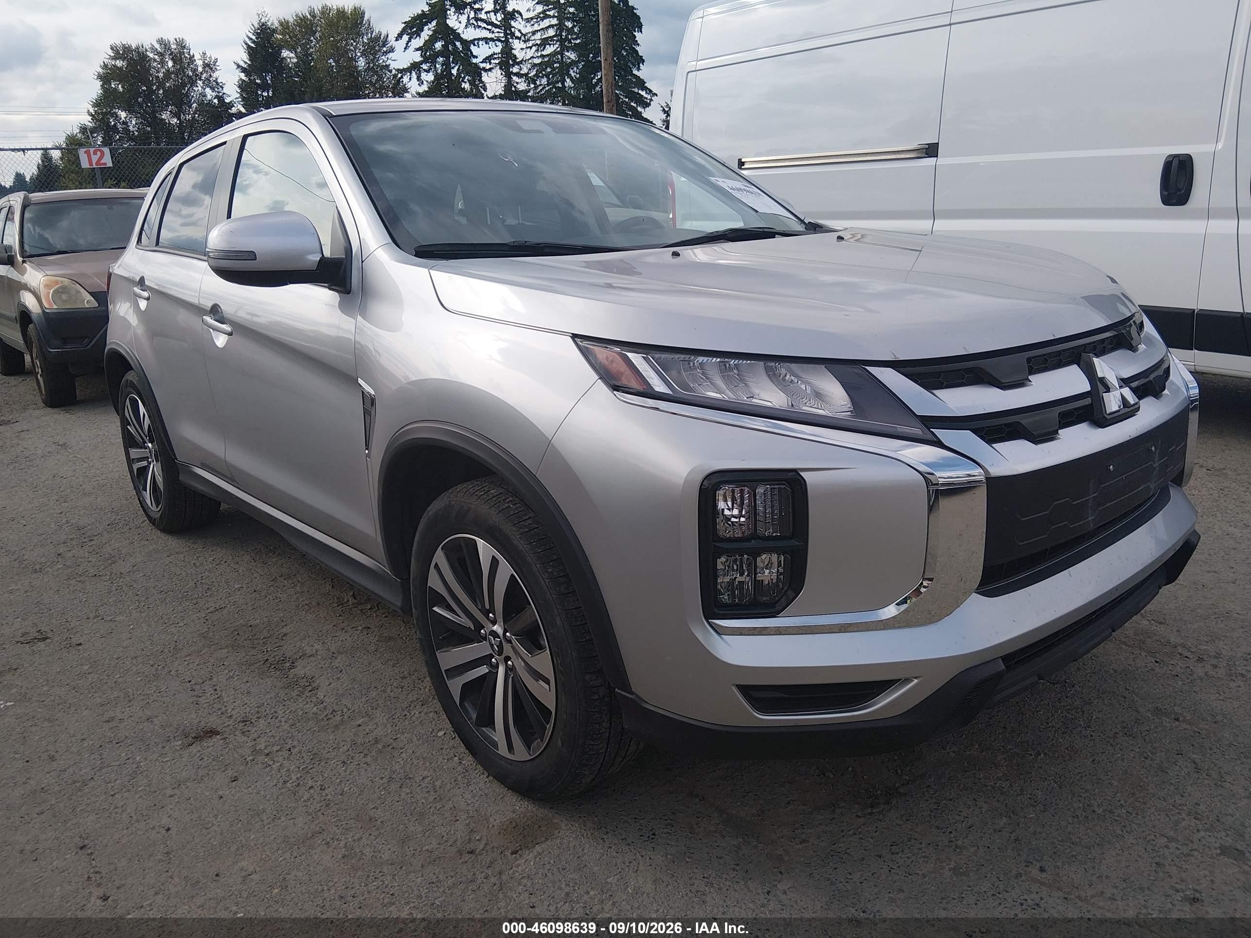 2025 Mitsubishi Outlander Sport VIN JA4ARUAU4SU004142 — IAAI salvage auction photo