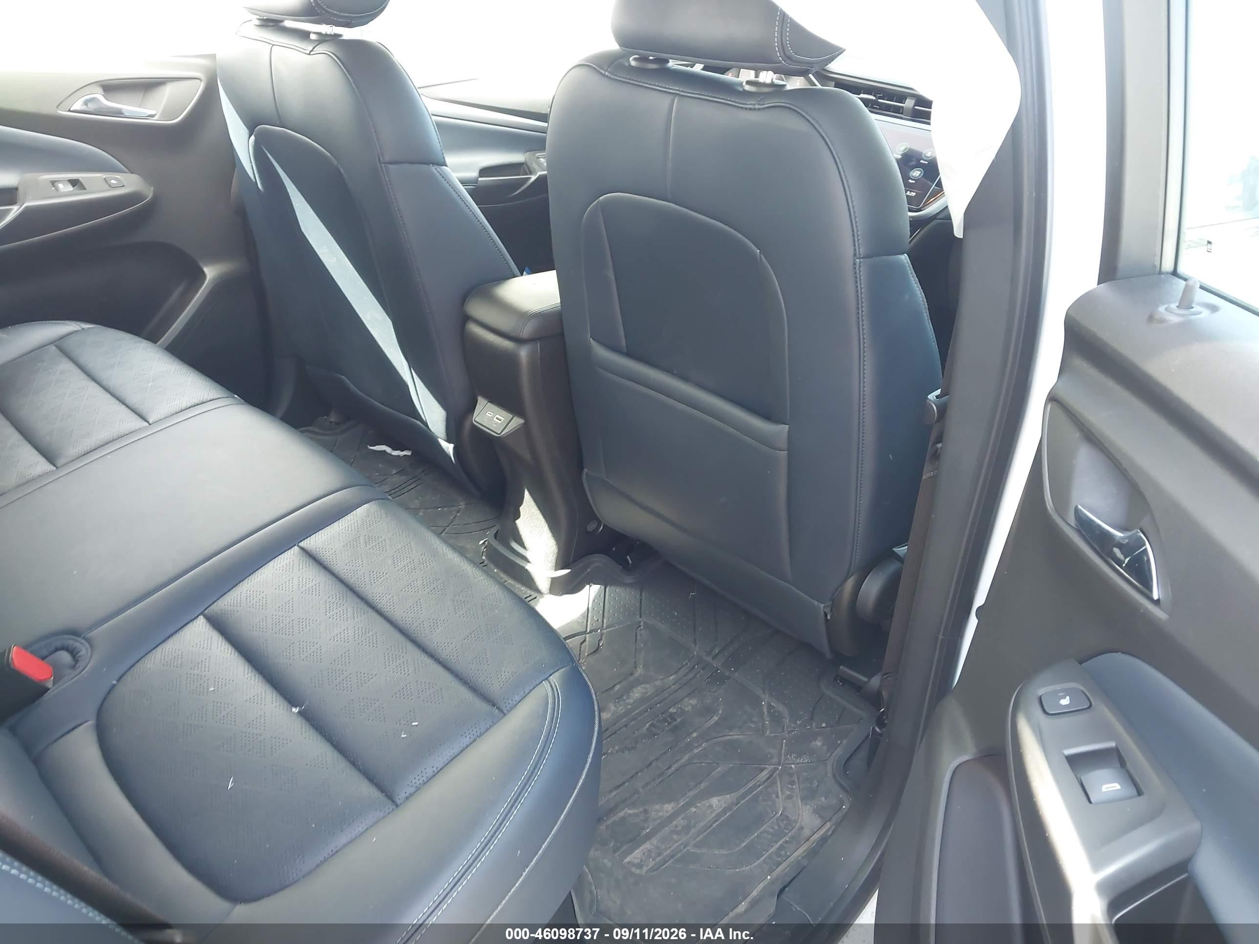 2023 Chevrolet Bolt euv VIN 1G1FZ6S01P4208254 IAAI salvage auction — Side, Mv-907A (New York), sold $8,900 on 2026-09-26 (photo 8)