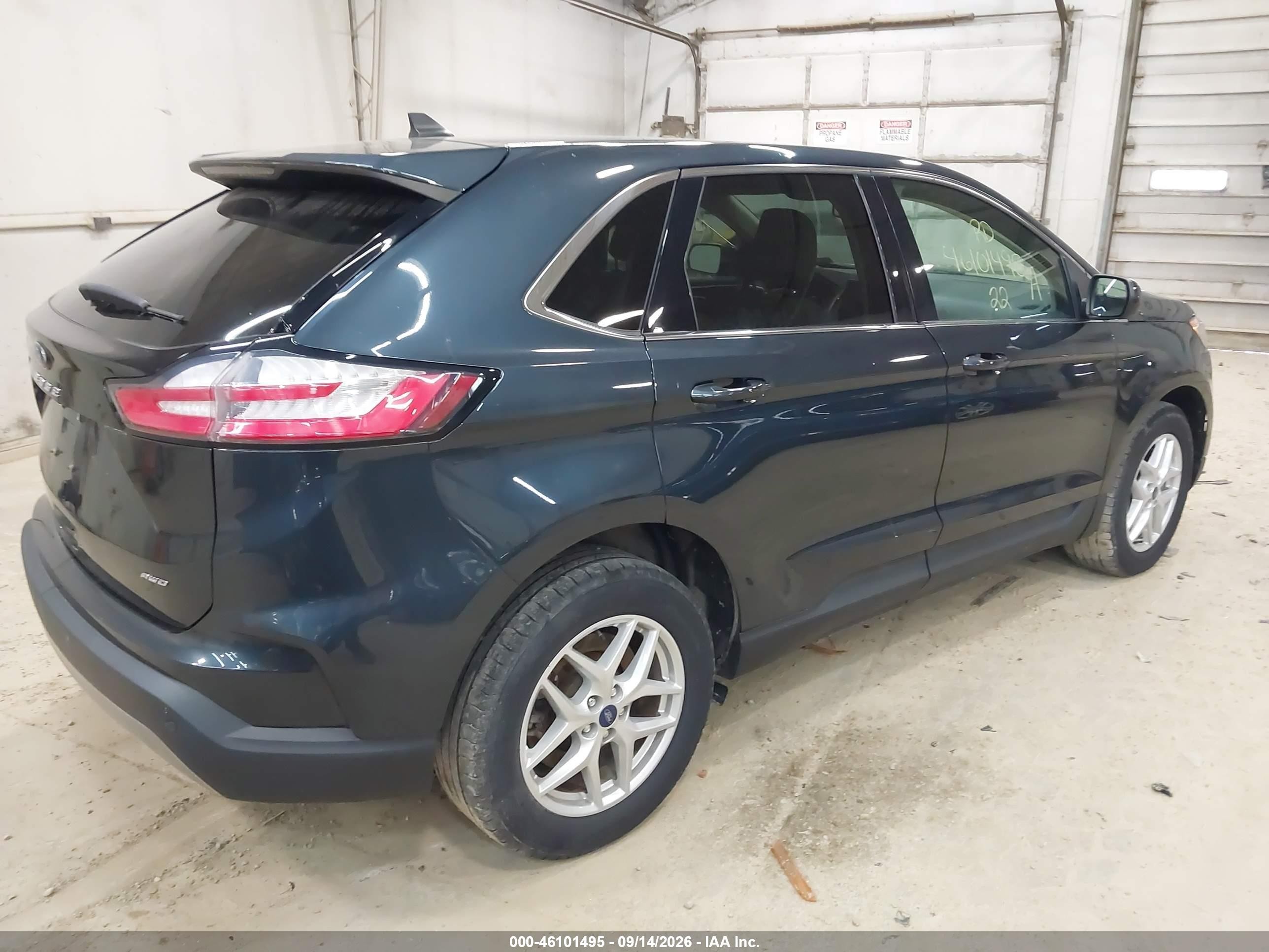 2022 Ford Edge VIN 2FMPK4J90NBA51108 IAAI salvage auction — Hail, Salvage (Pennsylvania), sold $9,400 on 2026-09-23 (photo 4)