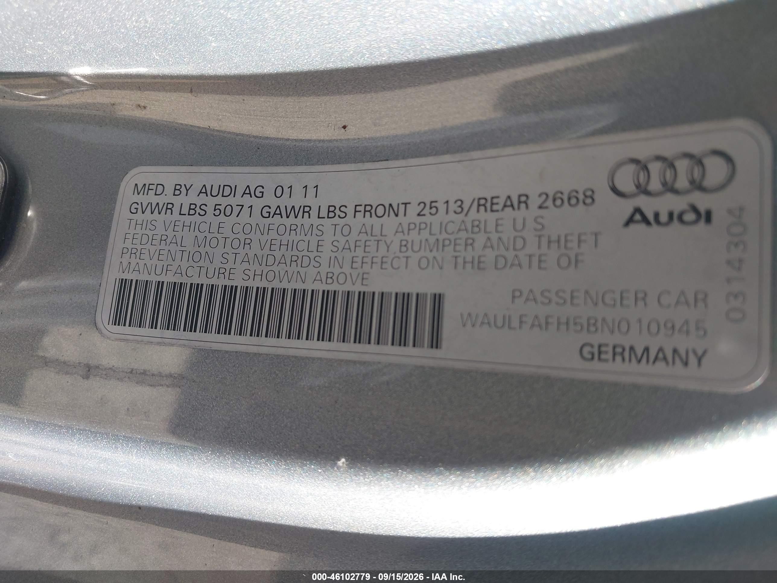2011 Audi A5 VIN WAULFAFH5BN010945 IAAI salvage auction — Side, Salvage (Pennsylvania), sold $750 on 2026-10-11 (photo 9)