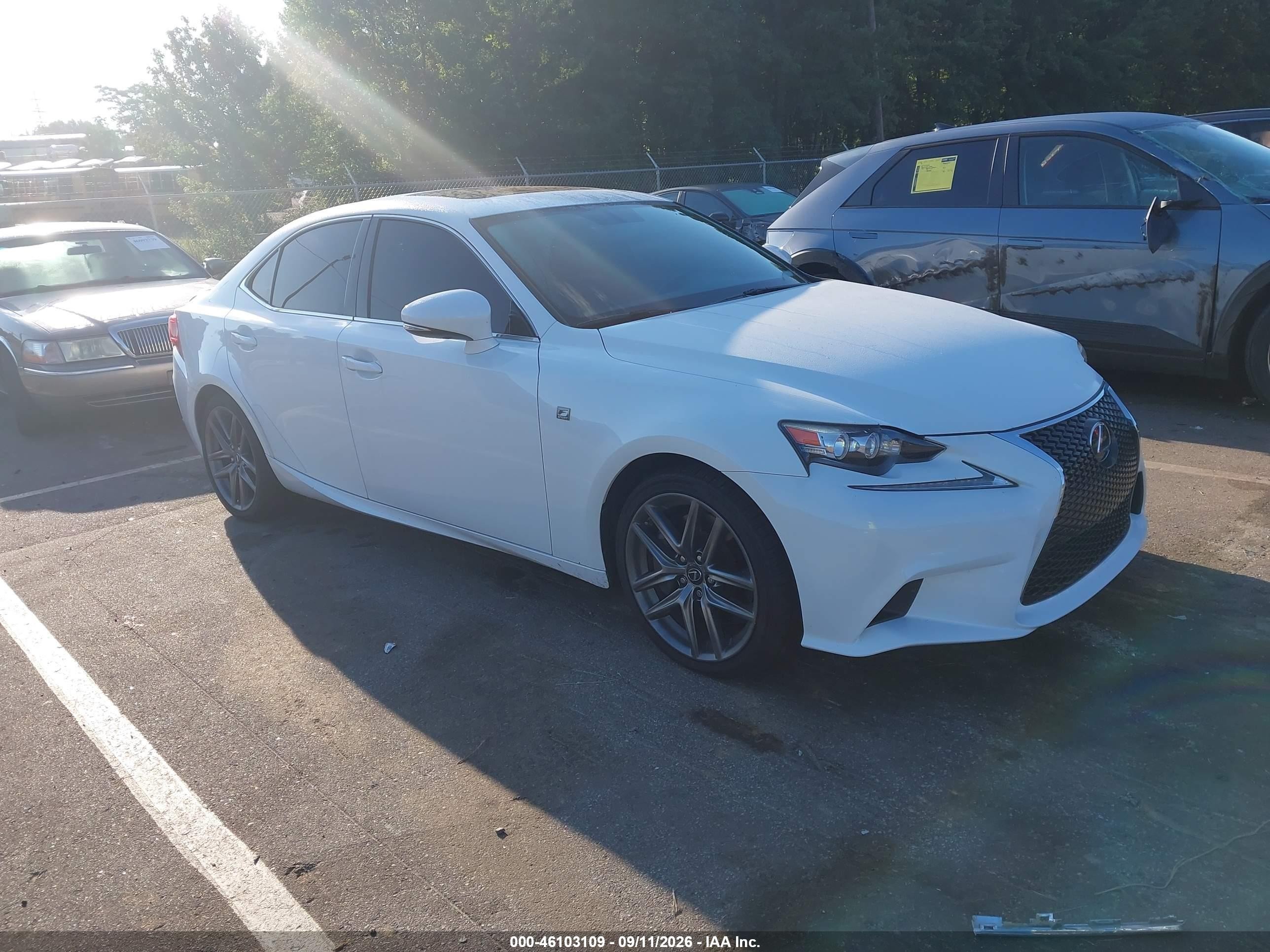 2016 Lexus IS 200t VIN JTHBA1D20G5031879 — IAAI salvage auction photo