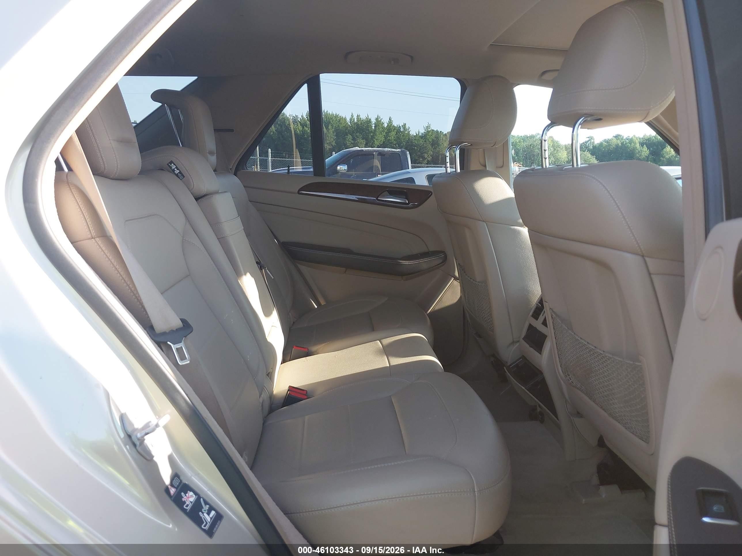 2012 Mercedes-benz M-klasse VIN 4JGDA5HB9CA027533 IAAI salvage auction — Unknown, Salvage (North Carolina), sold $3,650 on 2026-10-02 (photo 8)