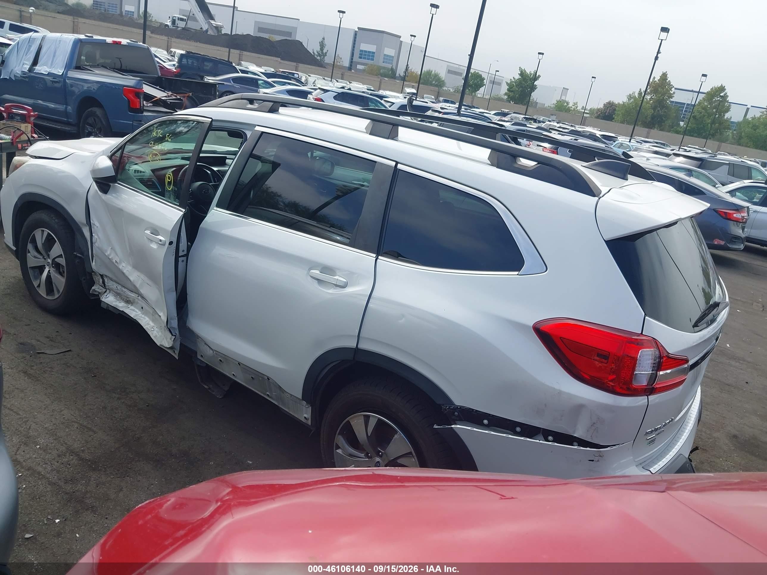 2021 Subaru Ascent VIN 4S4WMAFD0M3460662 IAAI salvage auction — Side, Salvage Certificate (California), sold $5,200 on 2026-09-26 (photo 3)