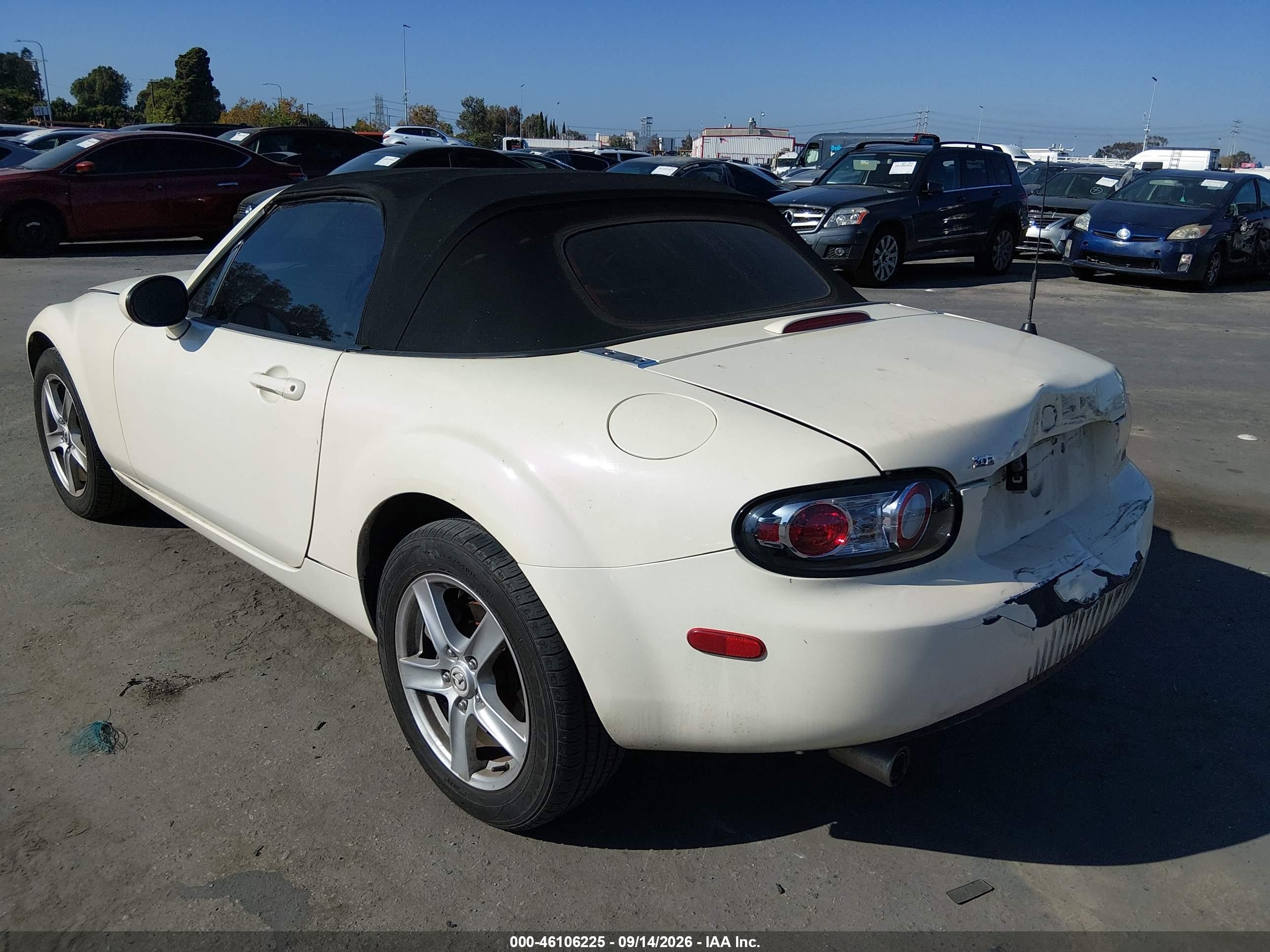 2006 Mazda Mx-5 VIN JM1NC25FX60115834 IAAI salvage auction — Rear End, Salvage (California), sold $850 on 2026-09-26 (photo 3)
