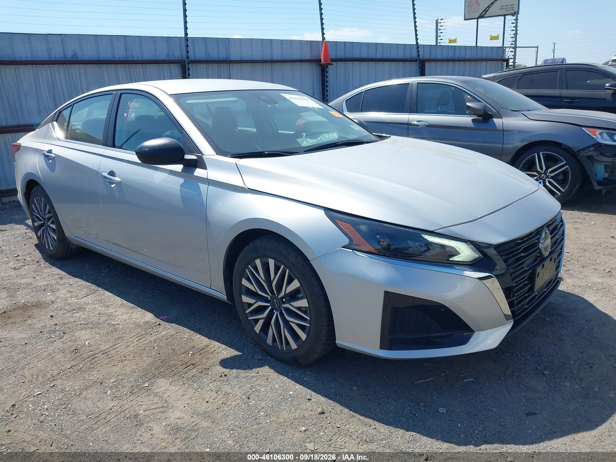 2025 Nissan Altima VIN 1N4BL4DVXSN386550 — IAAI salvage auction photo