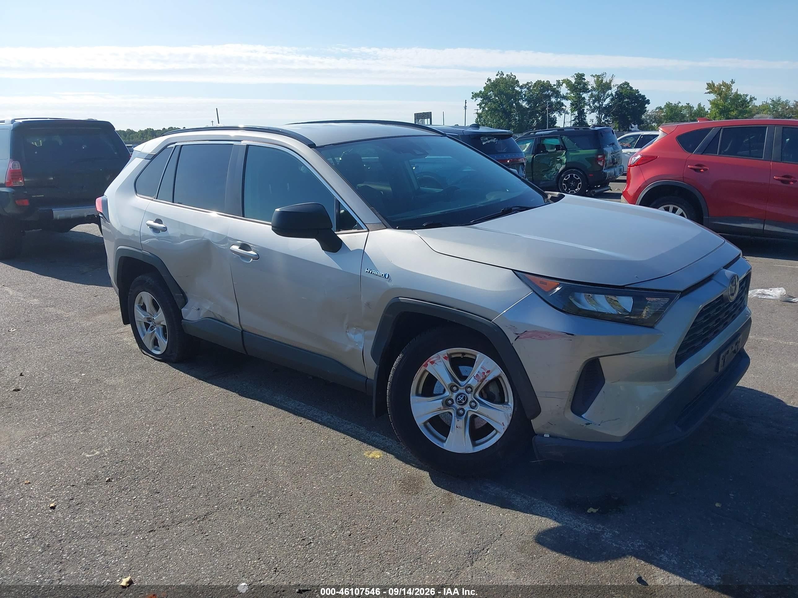 2020 Toyota RAV4 Hybrid VIN 2T3LWRFV7LW049506 — IAAI salvage auction photo