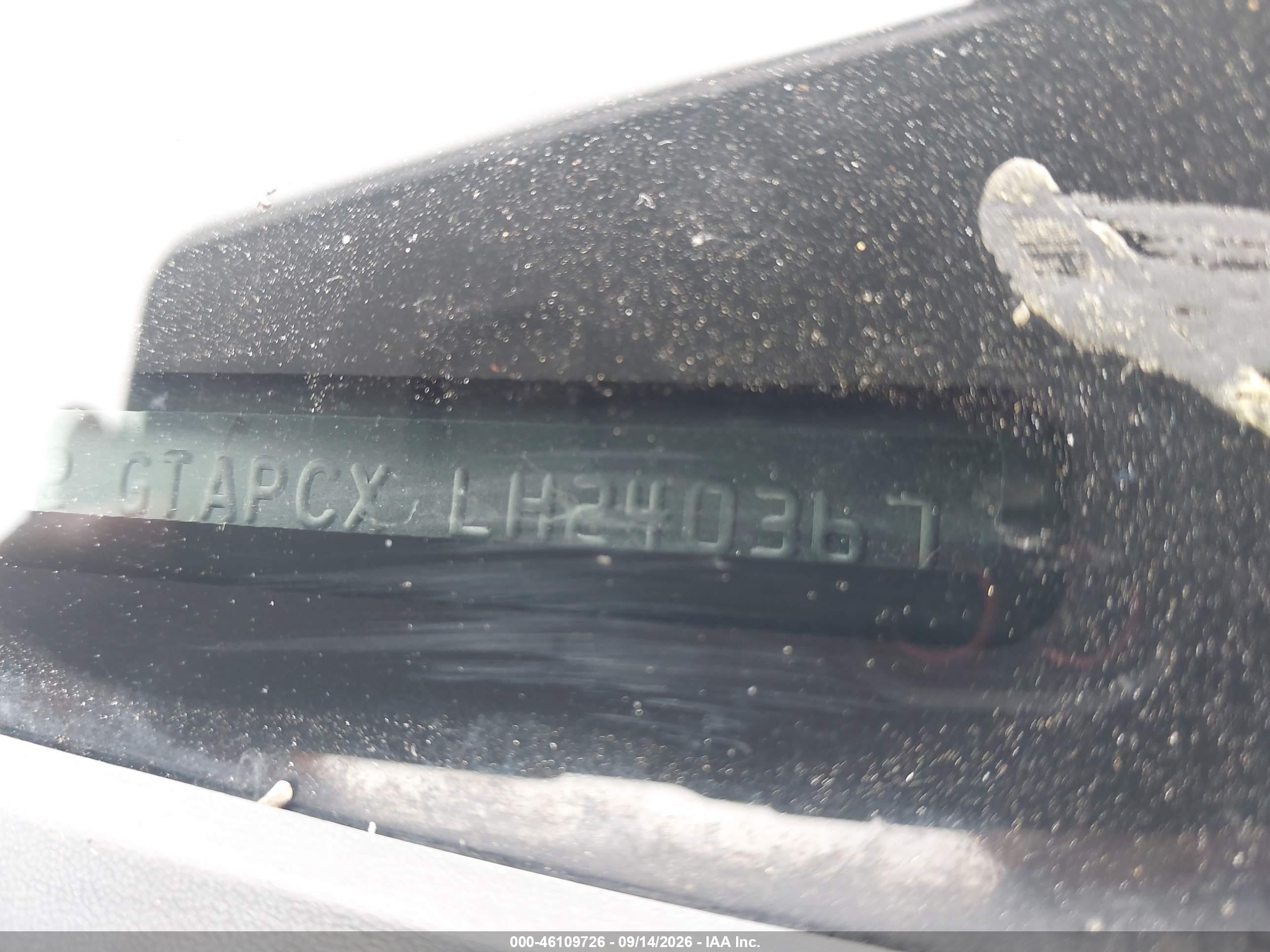 2020 Subaru Xv VIN JF2GTAPCXLH240367 IAAI salvage auction — Side, Salvage (California), sold $2,800 on 2026-09-24 (photo 9)