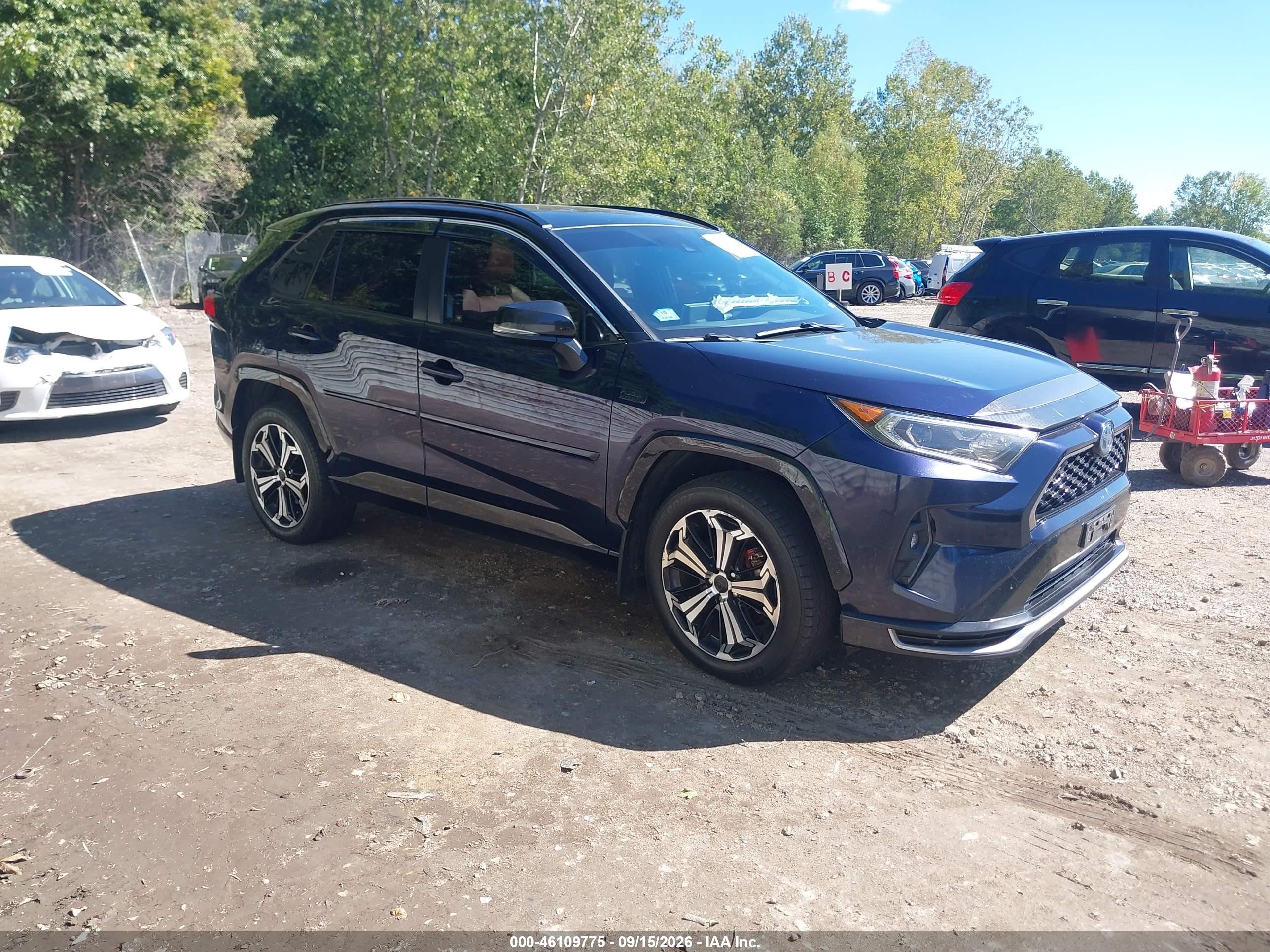 2021 Toyota RAV4 Prime VIN JTMEB3FV4MD016740 — IAAI salvage auction photo