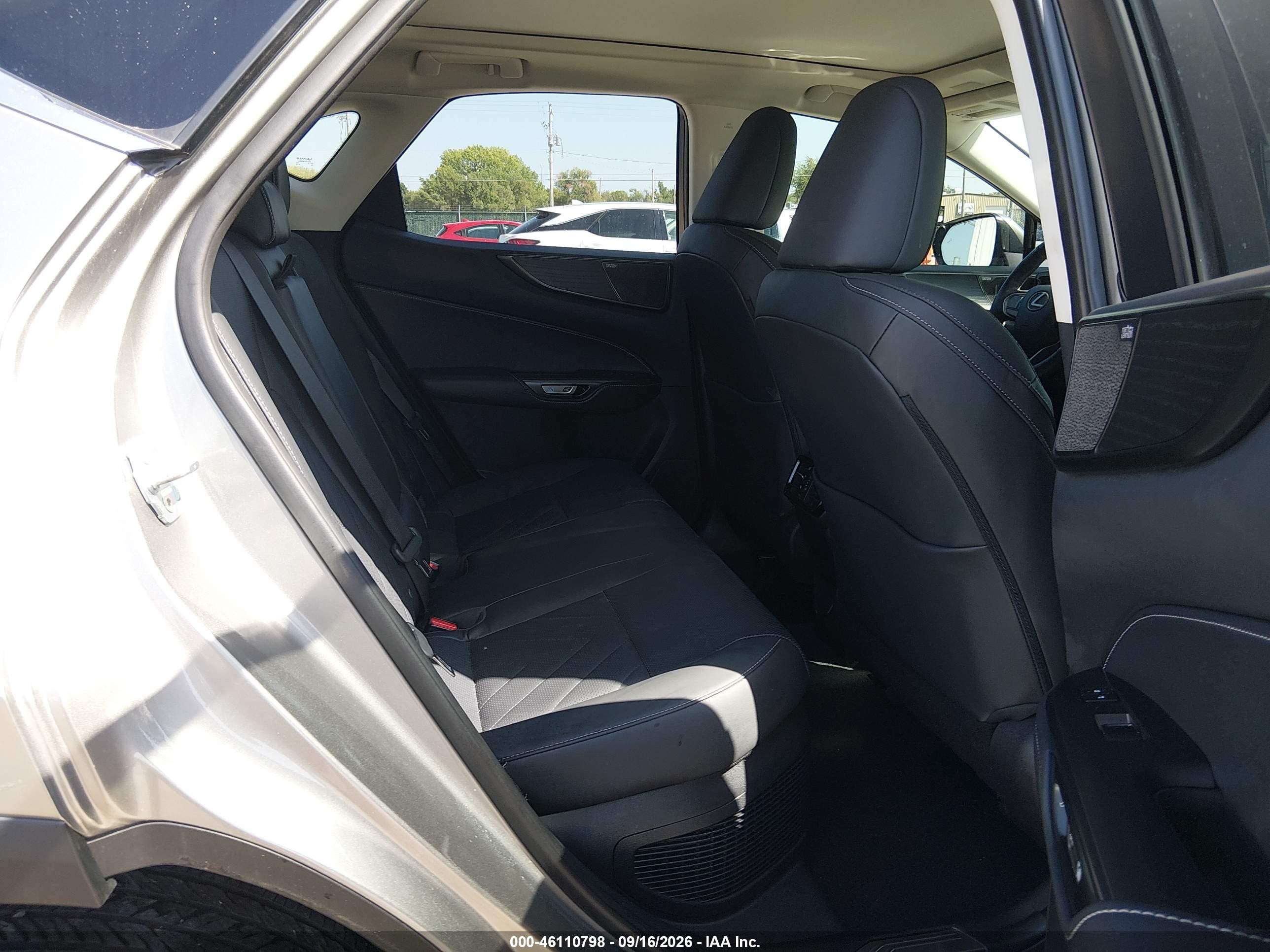 2024 Lexus NX 350h VIN 2T2HKCEZ0RC025095 IAAI salvage auction — Front End, Salvage (Kansas), sold $21,100 on 2026-09-25 (photo 8)