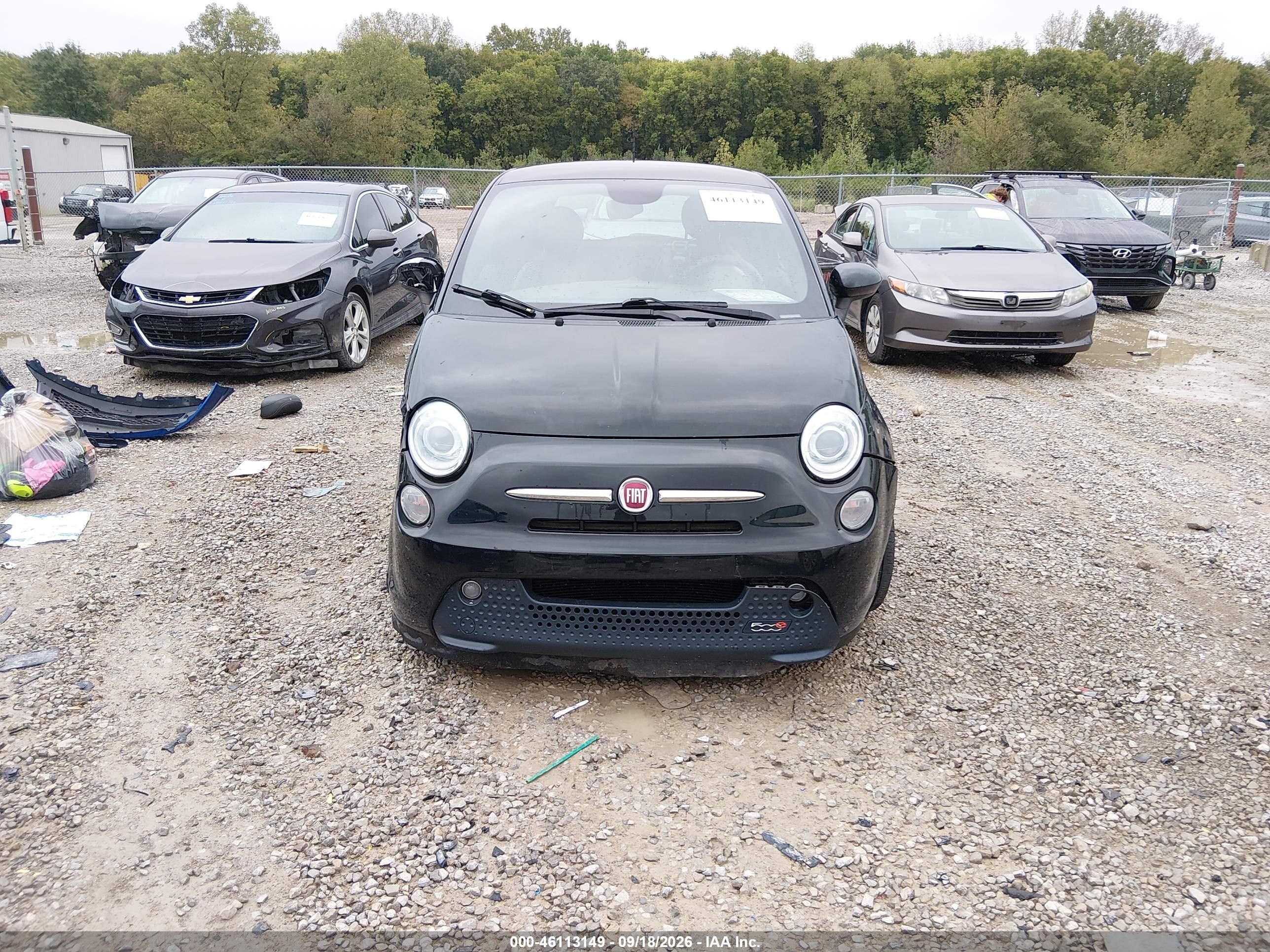 2015 Fiat 500 VIN 3C3CFFGE2FT642302 IAAI salvage auction — Side, Salvage (Ohio), sold $1,000 on 2026-10-05 (photo 6)