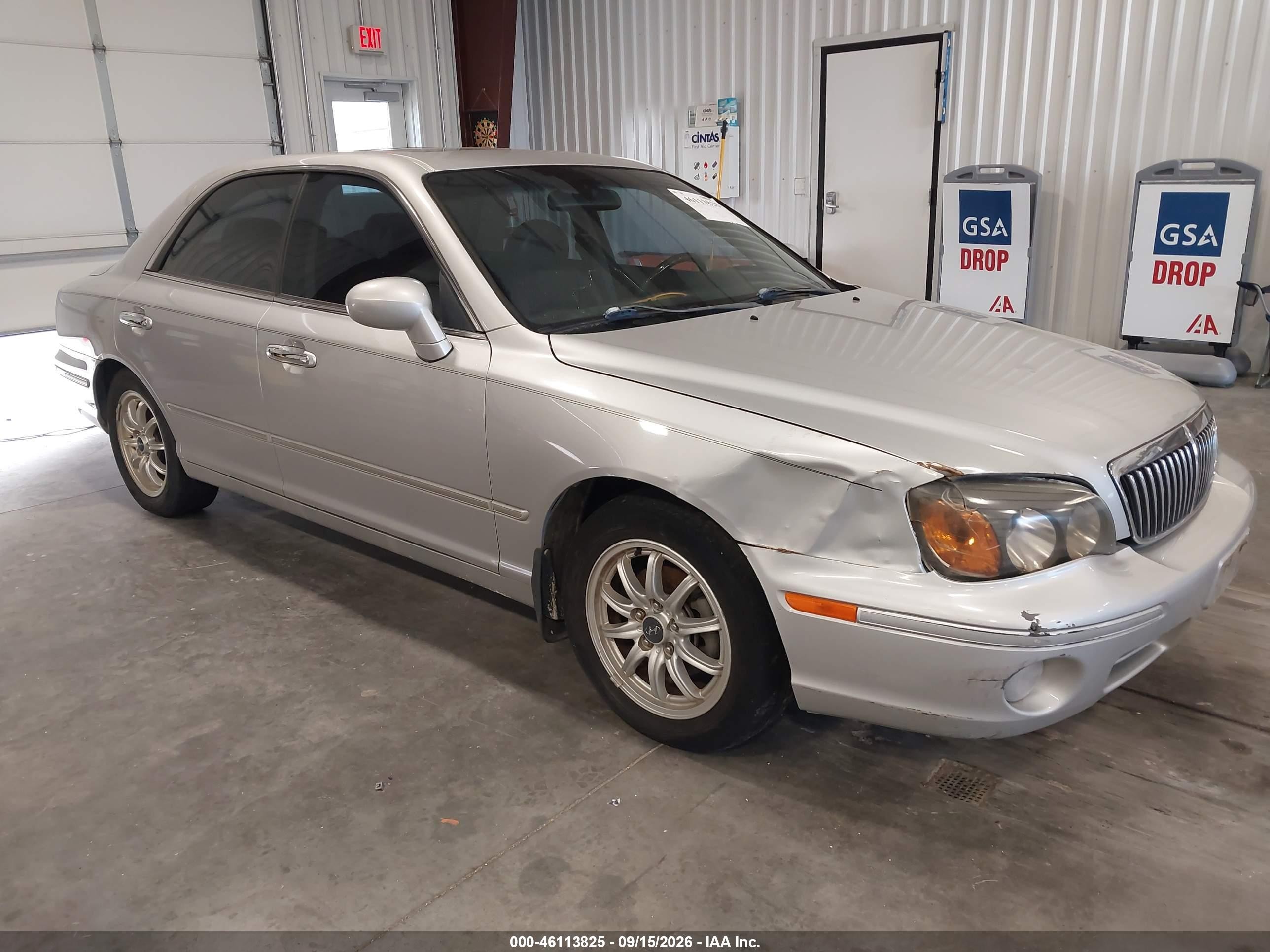 2002 Hyundai XG VIN KMHFU45E52A161415 IAAI salvage auction — Normal Wear, Clear (Colorado), sold $225 on 2026-10-06 (photo 1)