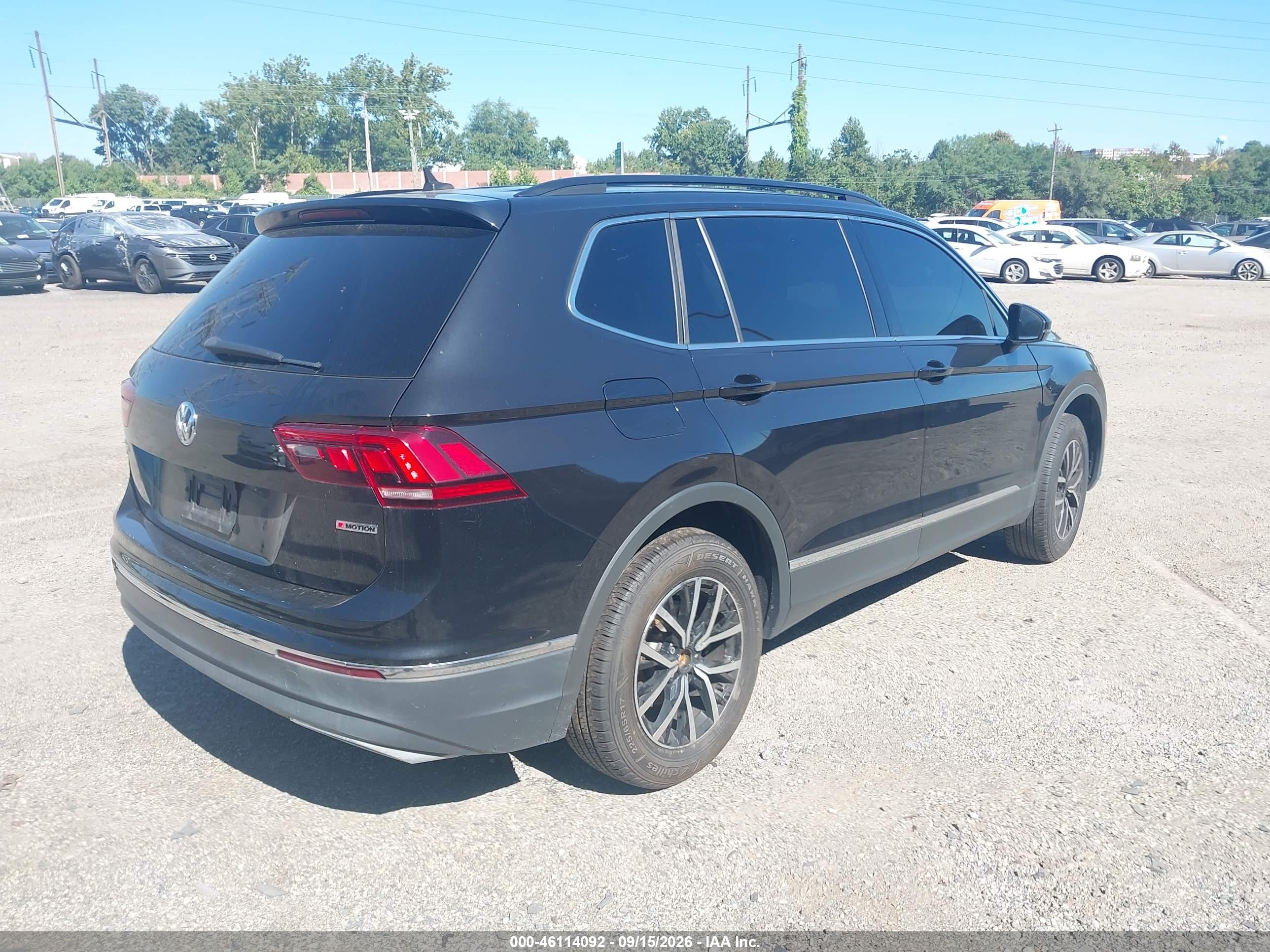 2021 Volkswagen Tiguan VIN 3VV2B7AX3MM010145 IAAI salvage auction — Side, Salvage (Pennsylvania), sold $4,850 on 2026-10-12 (photo 4)