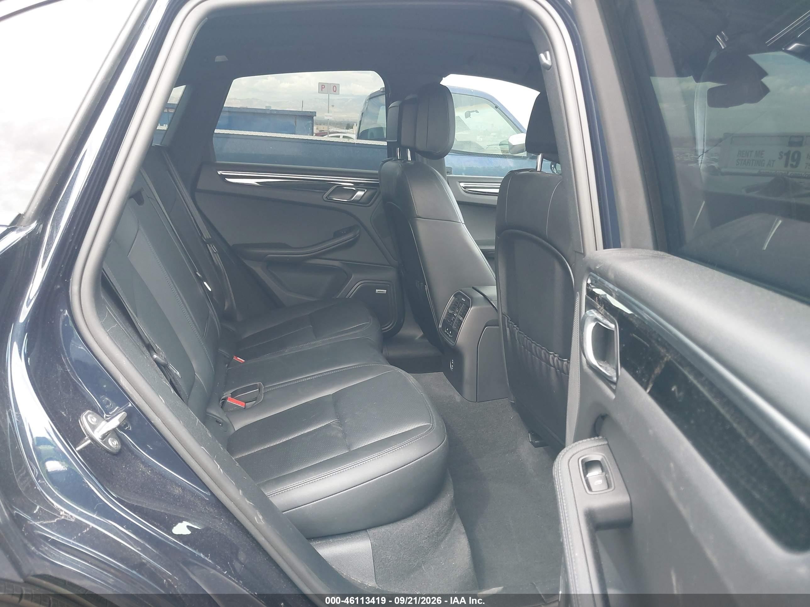 2022 Porsche Macan VIN WP1AA2A56NLB05282 IAAI salvage auction — Front End, Salvage (Nevada), sold $18,300 on 2026-10-09 (photo 8)