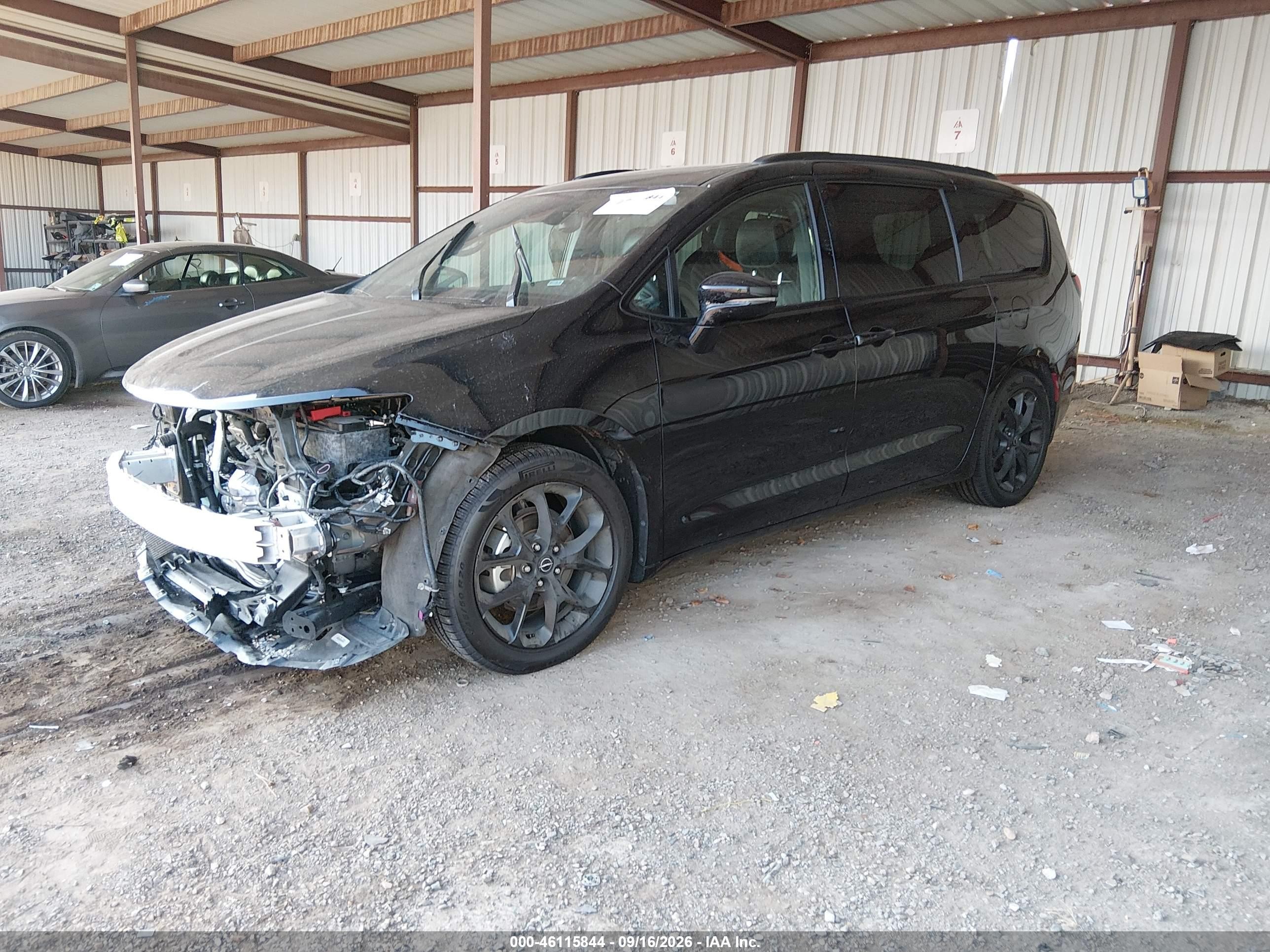 2025 Chrysler Pacifica VIN 2C4RC1GG0SR552517 IAAI salvage auction — Front End, Enterprise Vehicles Clear Only (Washington), sold $14,000 on 2026-09-19 (photo 2)