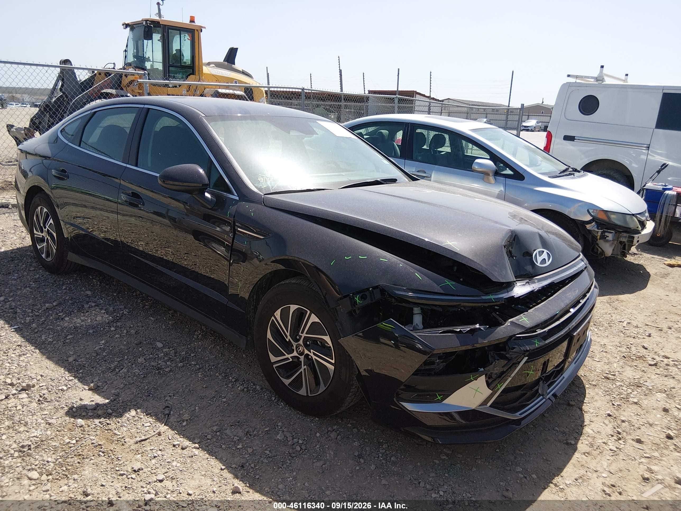 2026 Hyundai Sonata Hybrid VIN KMHL24JJ6TA164823 — IAAI salvage auction photo