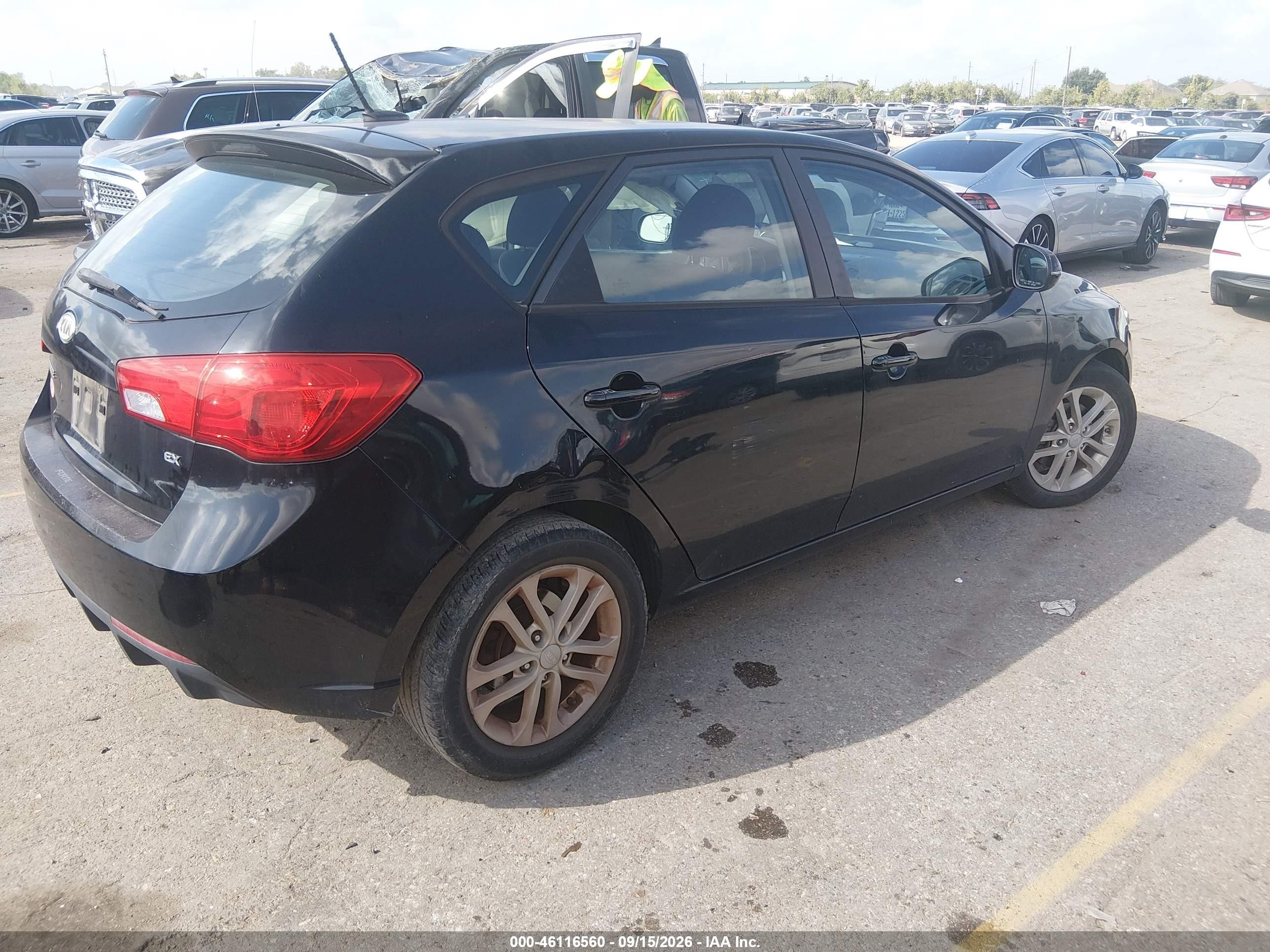 2012 Kia Forte VIN KNAFU5A20C5643240 IAAI salvage auction — Unknown, Salvage (Texas), sold $400 on 2026-10-09 (photo 4)