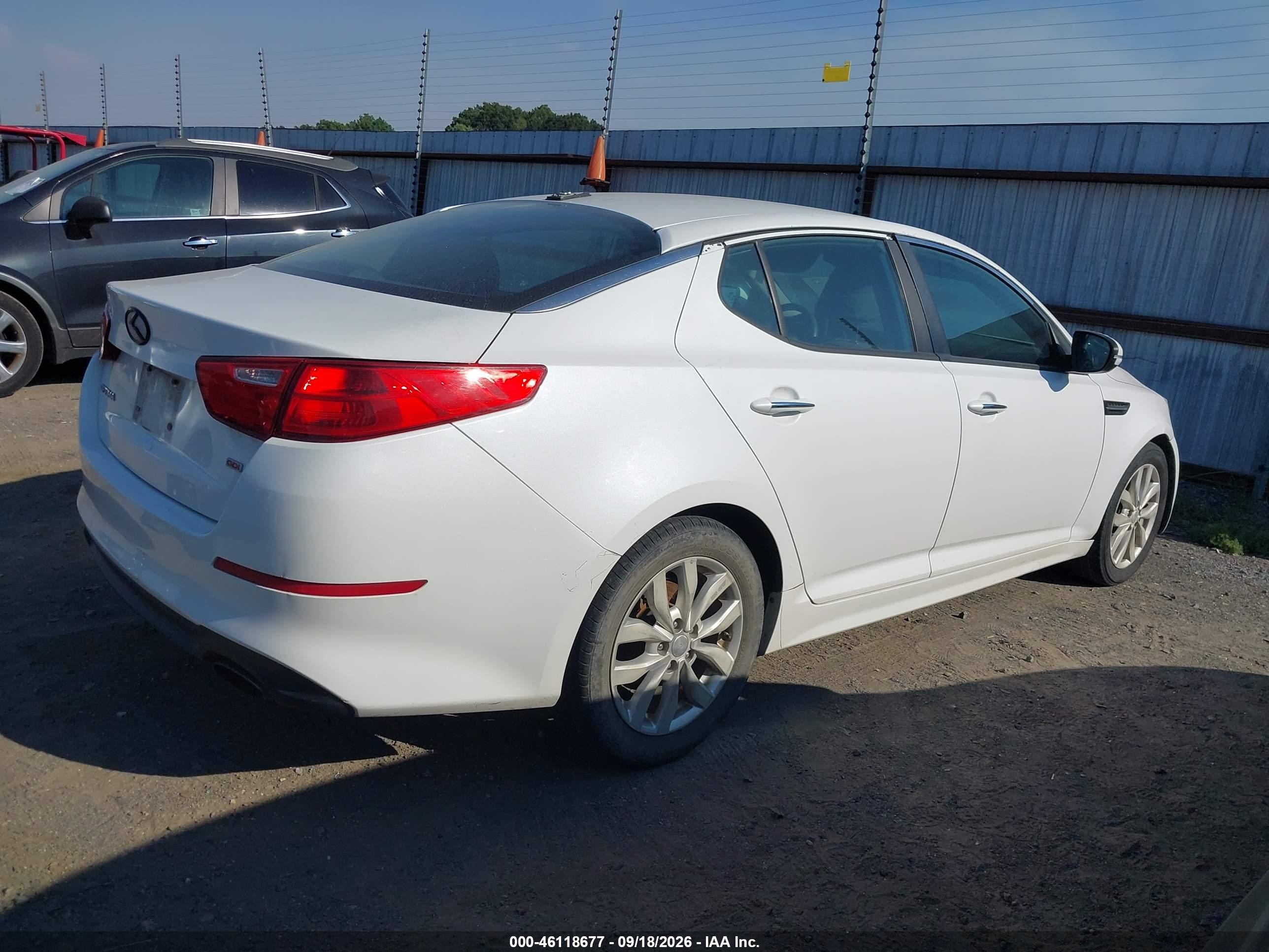 2015 Kia Optima VIN 5XXGM4A72FG426835 IAAI salvage auction — Normal Wear, Clear (Montana), sold $775 on 2026-10-08 (photo 4)