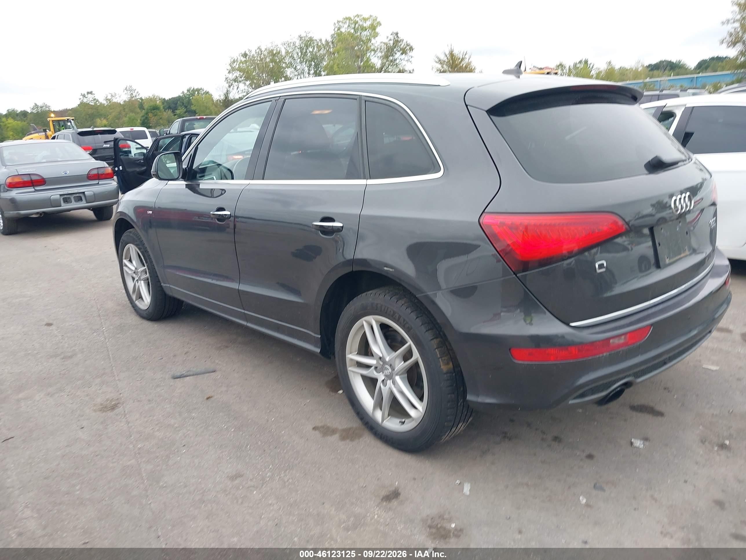 2016 Audi Q5 VIN WA1D7AFP7GA070617 IAAI salvage auction — Hail, Salvage (Ohio), sold $2,100 on 2026-10-05 (photo 3)