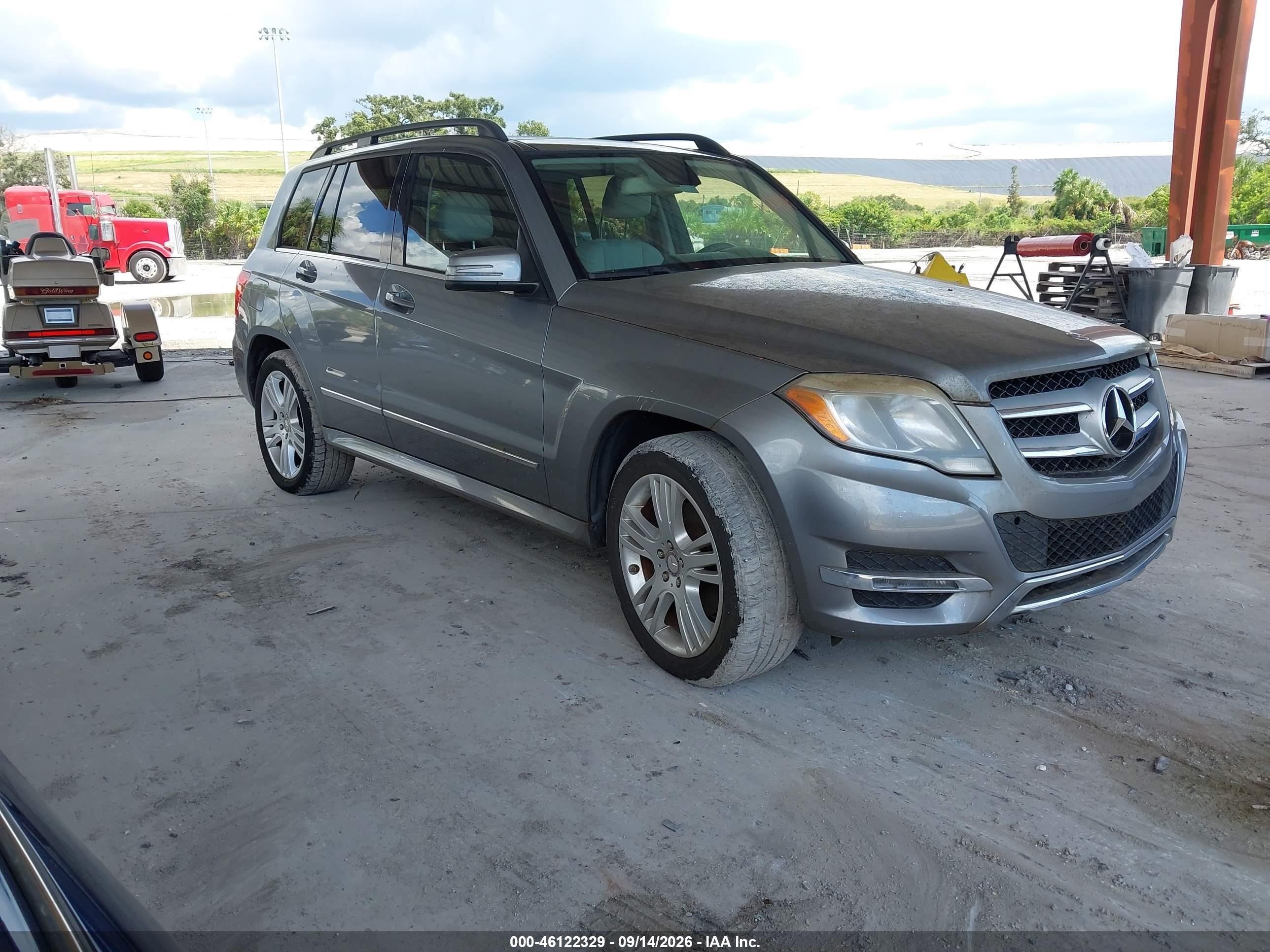 2015 Mercedes-Benz GLK-Class VIN WDCGG5HB2FG434525 — IAAI salvage auction photo