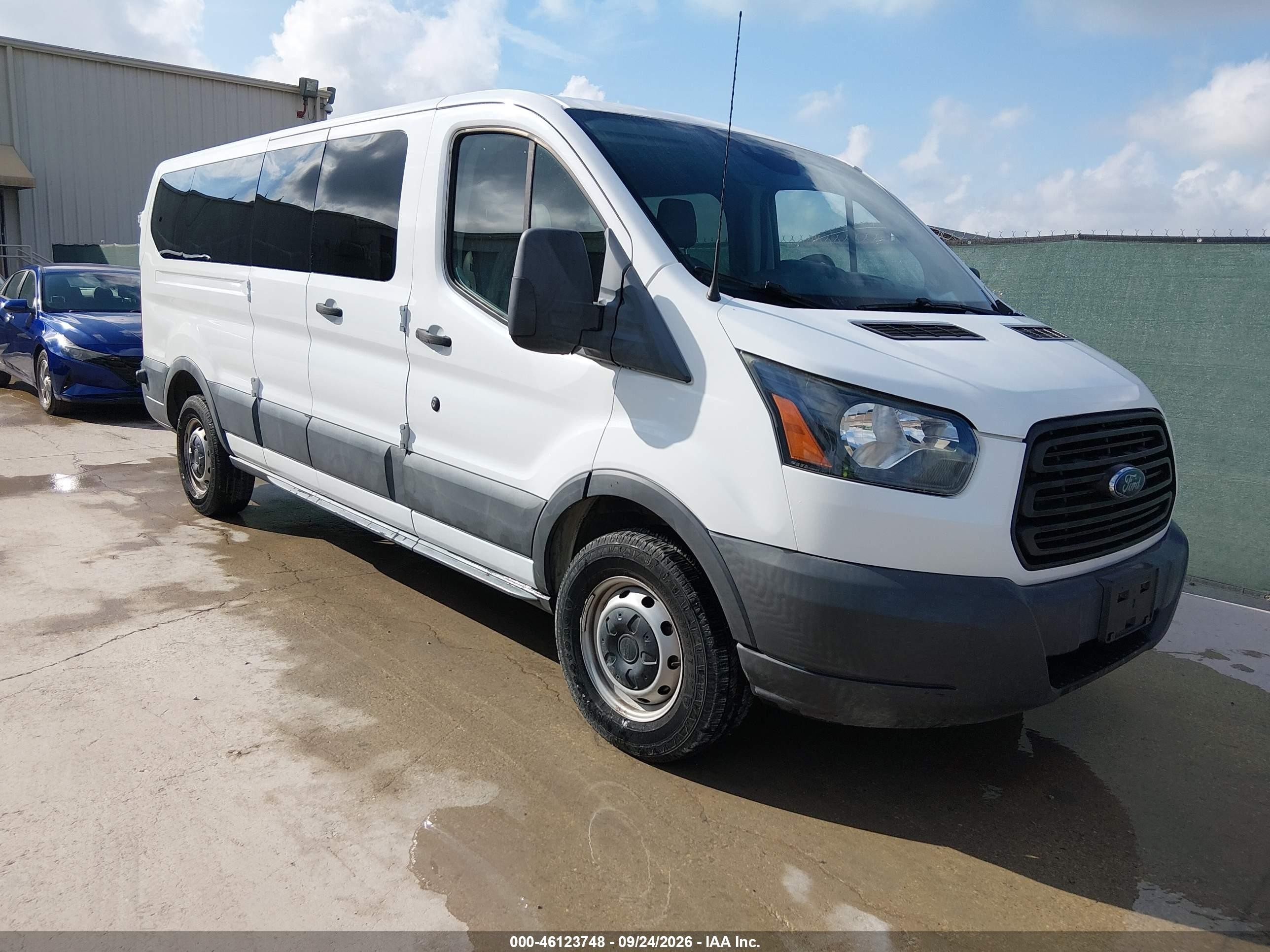 2018 Ford Transit-350 VIN 1FBZX2ZM8JKB42997 — IAAI salvage auction photo