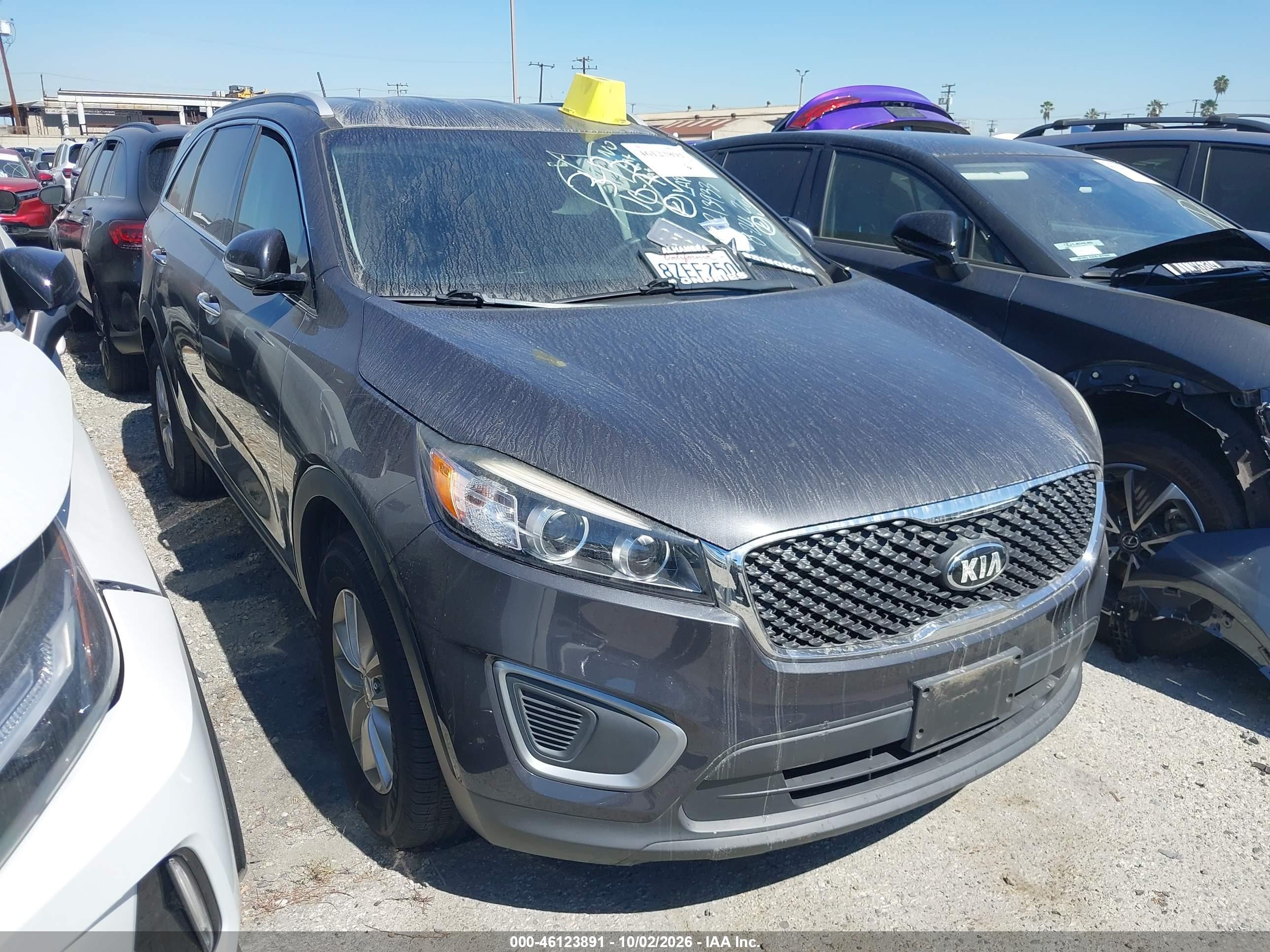 2016 Kia Sorento VIN 5XYPG4A32GG179253 IAAI salvage auction — Vandalized, Salvage Certificate (California), sold $1,100 on 2026-10-08 (photo 1)