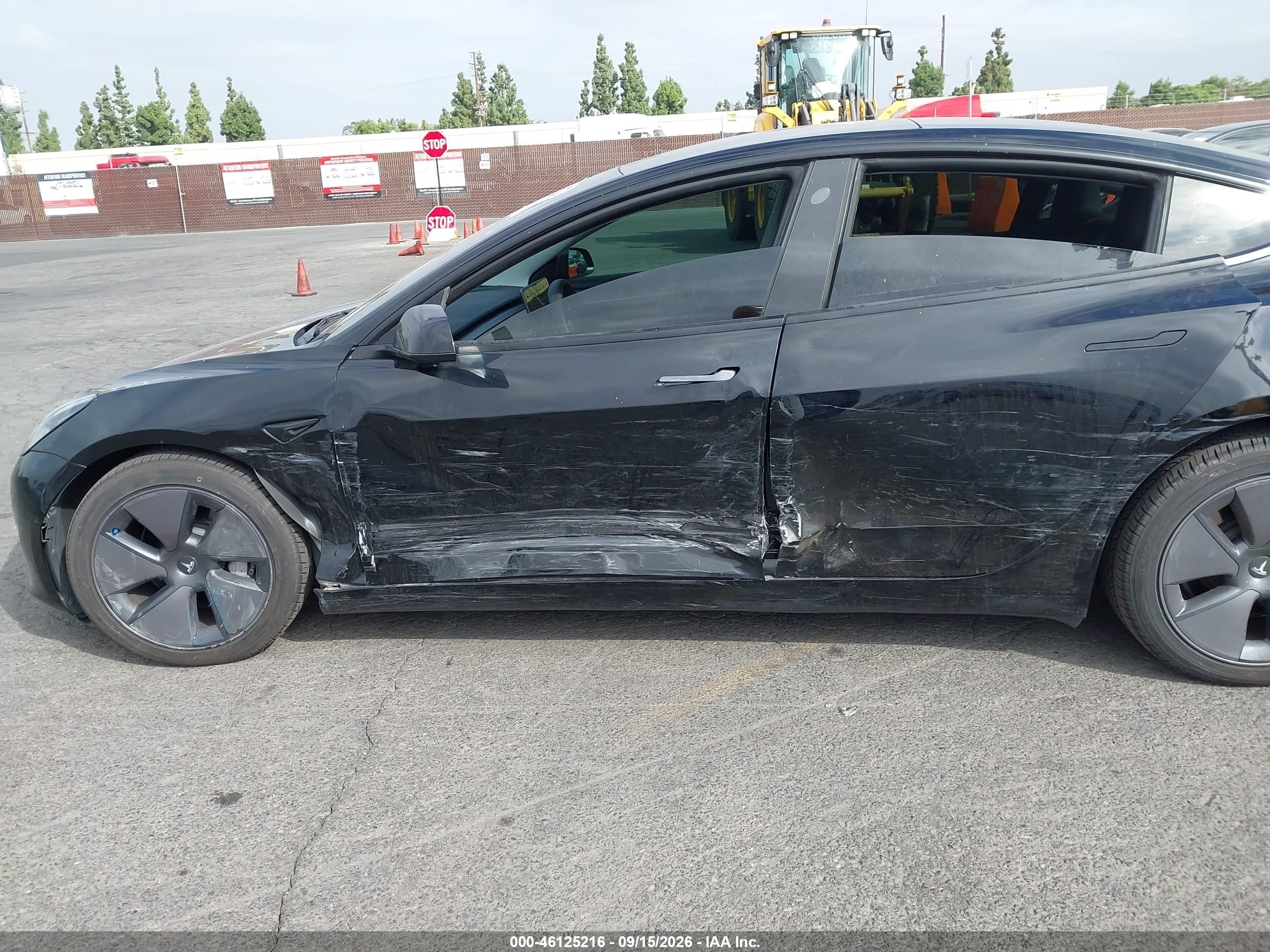 2022 Tesla Model 3 VIN 5YJ3E1EBXNF206613 IAAI salvage auction — Side, Salvage (California), sold $11,750 on 2026-10-24 (photo 6)