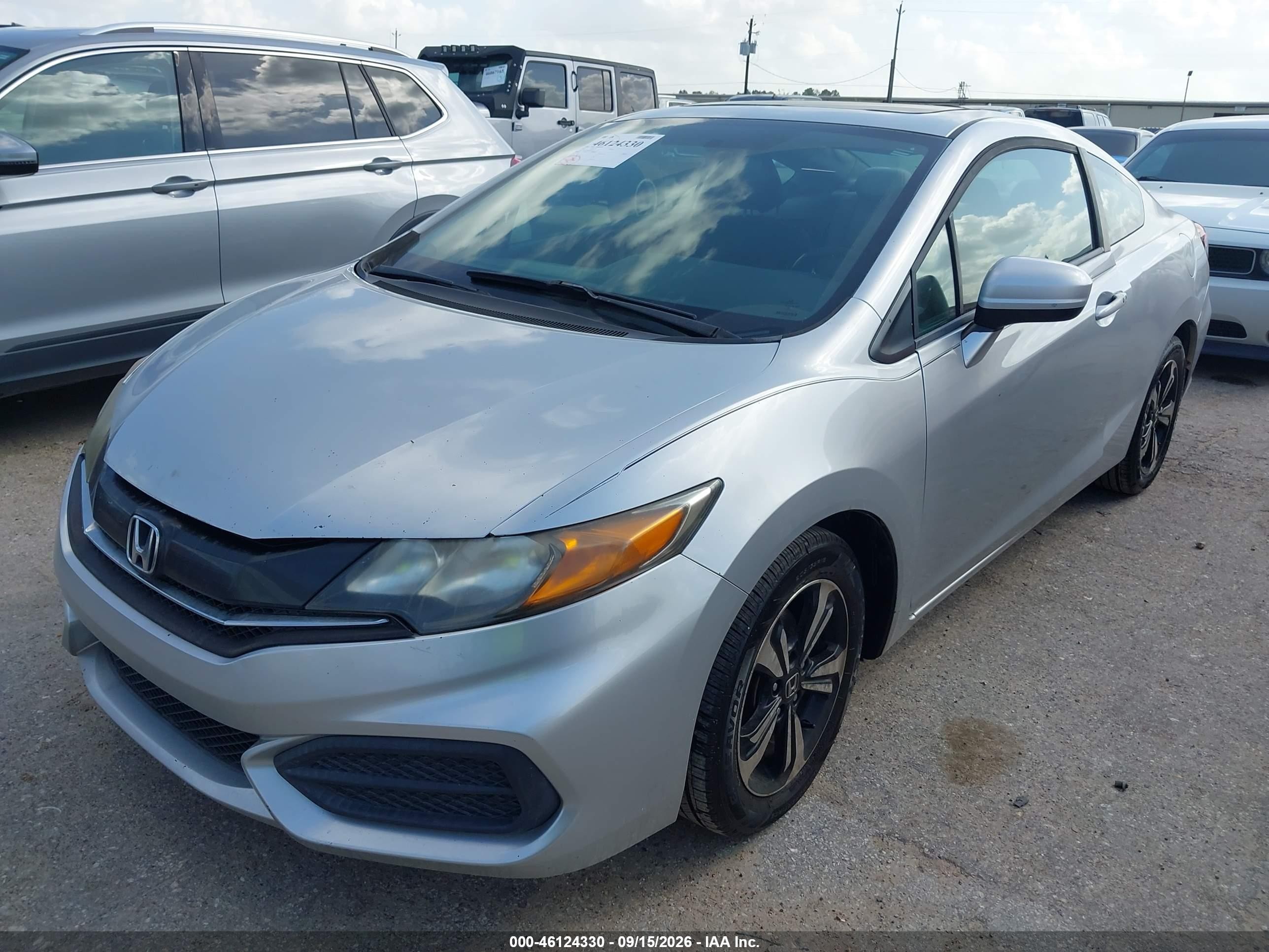 2015 Honda Civic VIN 2HGFG3B85FH525104 IAAI salvage auction — Normal Wear, Clear (Florida), sold $3,500 on 2026-10-03 (photo 6)