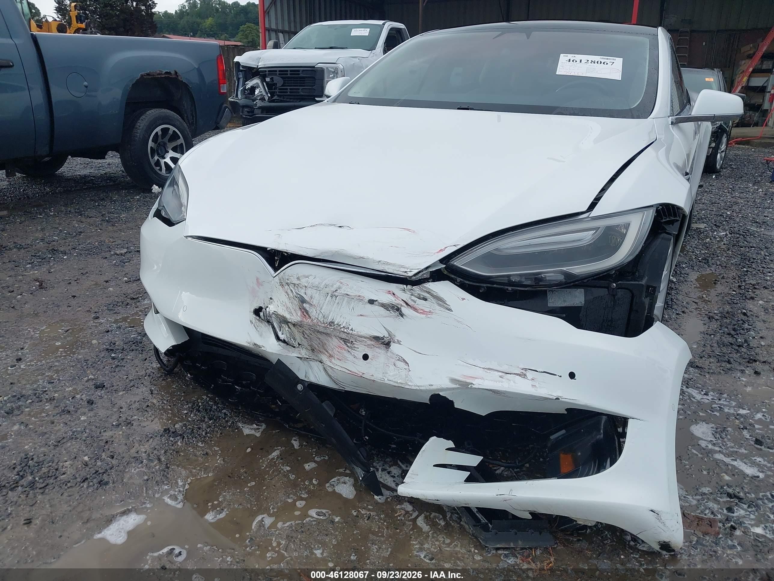 2017 Tesla Model s VIN 5YJSA1E20HF200475 IAAI salvage auction — Front End, Salvage (North Carolina), sold $8,500 on 2026-10-06 (photo 6)