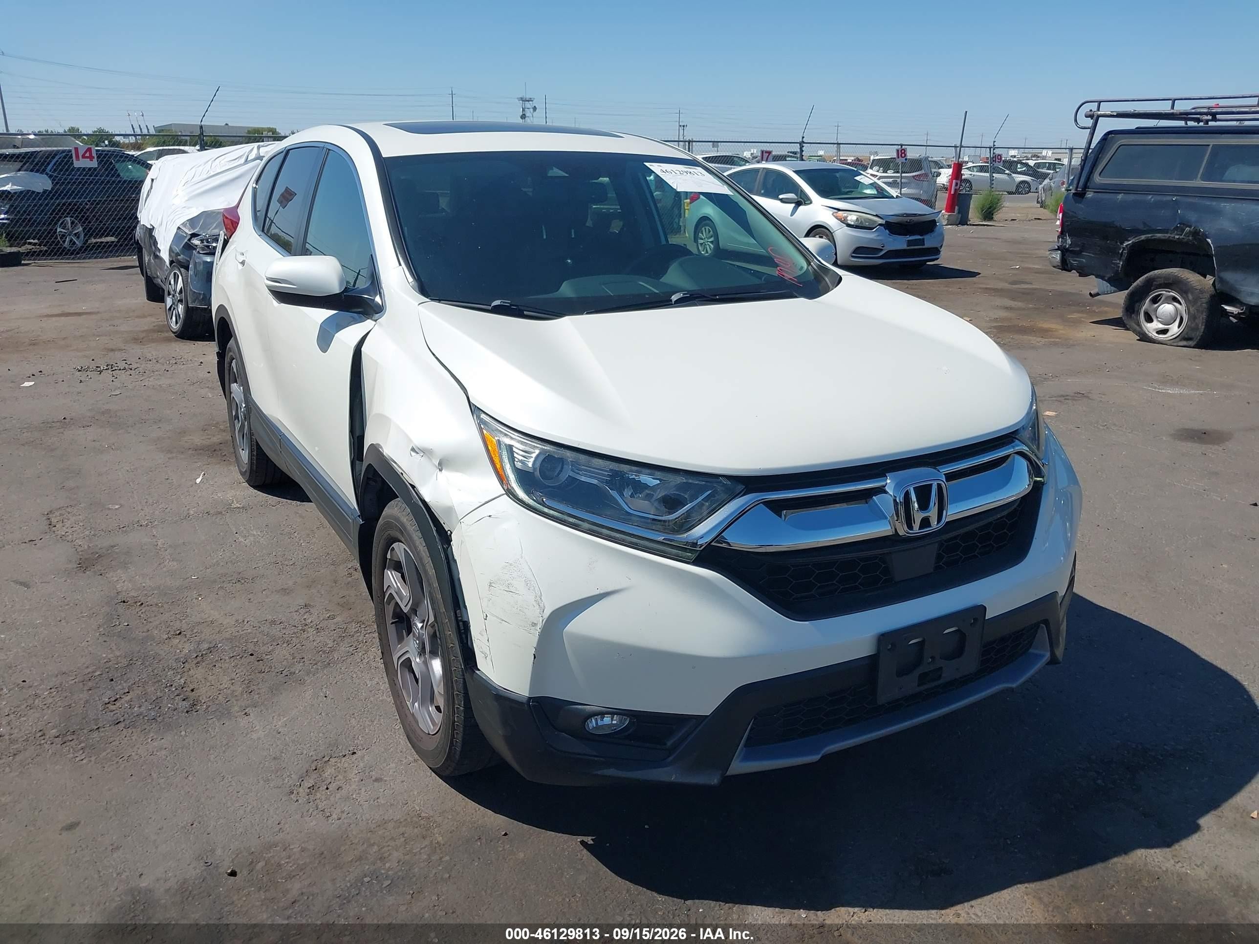 2018 Honda CR-V VIN 2HKRW2H89JH612133 — IAAI salvage auction photo