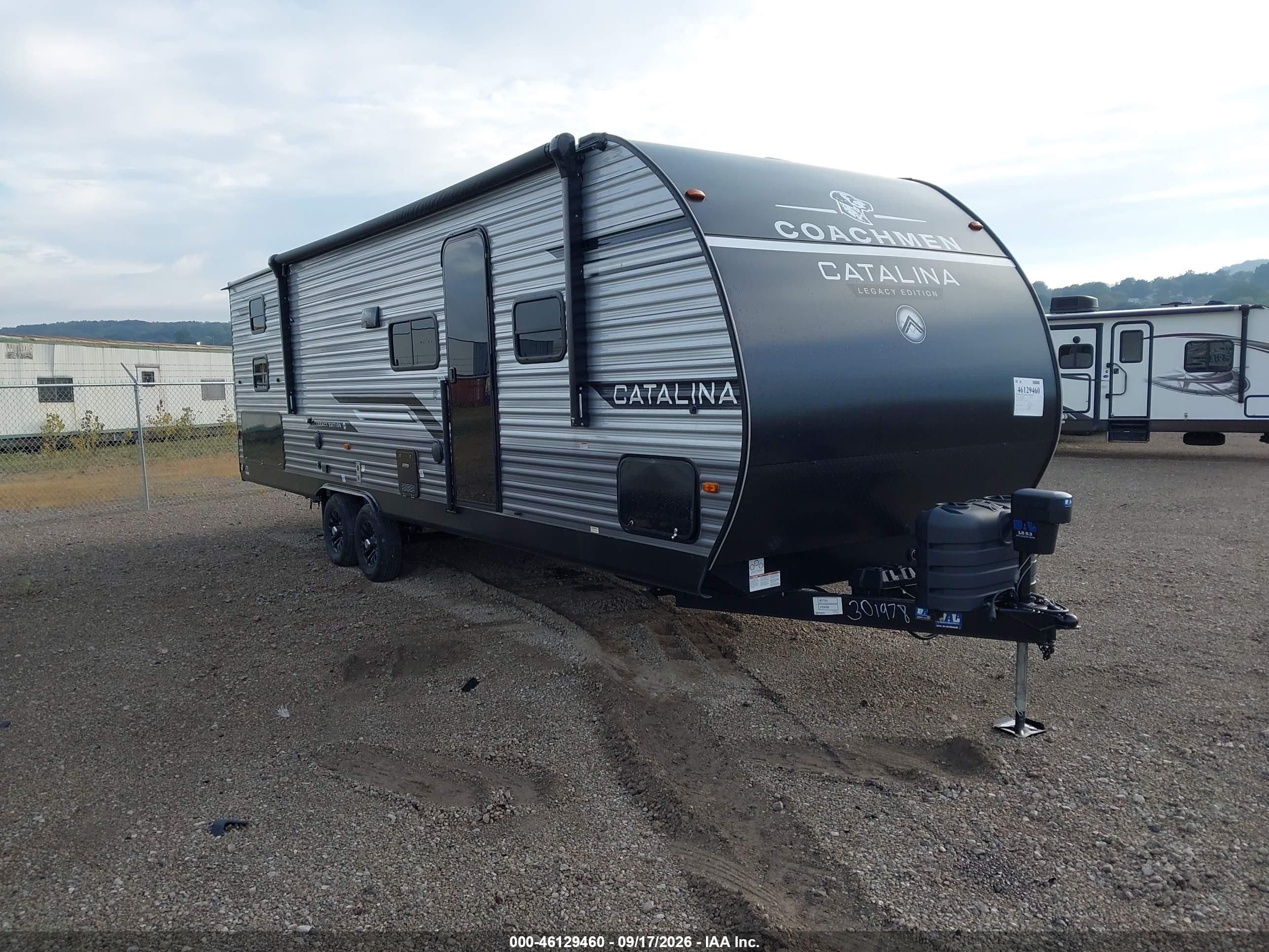 2026 Coachmen Catalina VIN 5ZT2CAUBXTN301978 — IAAI salvage auction photo