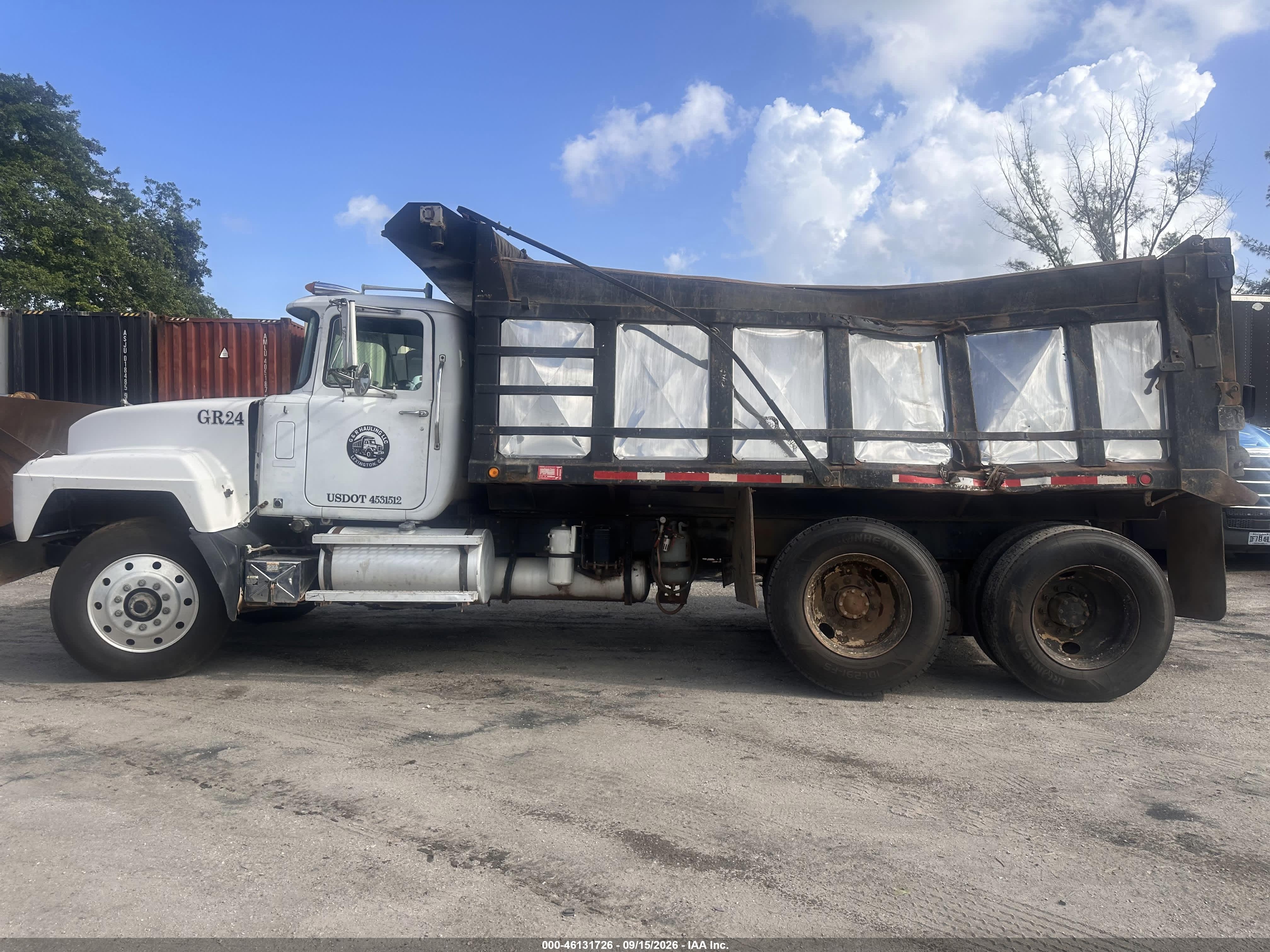 2000 Mack 600 Rd600 VIN 1M2P267C9YM048673 IAAI salvage auction — All Over, Salvage (Georgia), sold $225 on 2026-09-17 (photo 4)