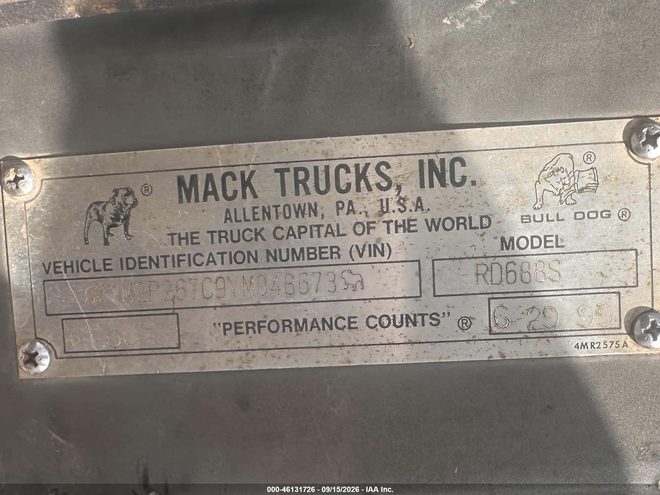 2000 Mack 600 Rd600 VIN 1M2P267C9YM048673 IAAI salvage auction — All Over, Salvage (Georgia), sold $225 on 2026-09-17 (photo 9)