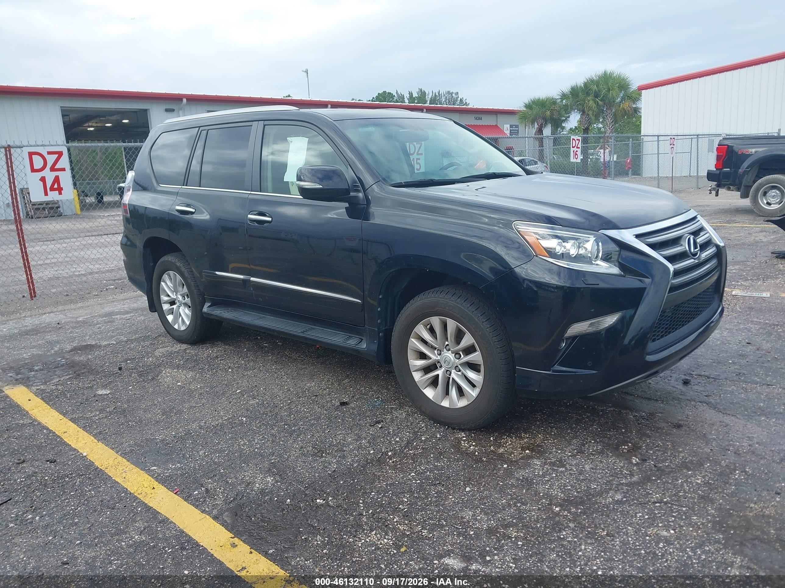 2019 Lexus GX 460 VIN JTJBM7FX0K5239125 — IAAI salvage auction photo