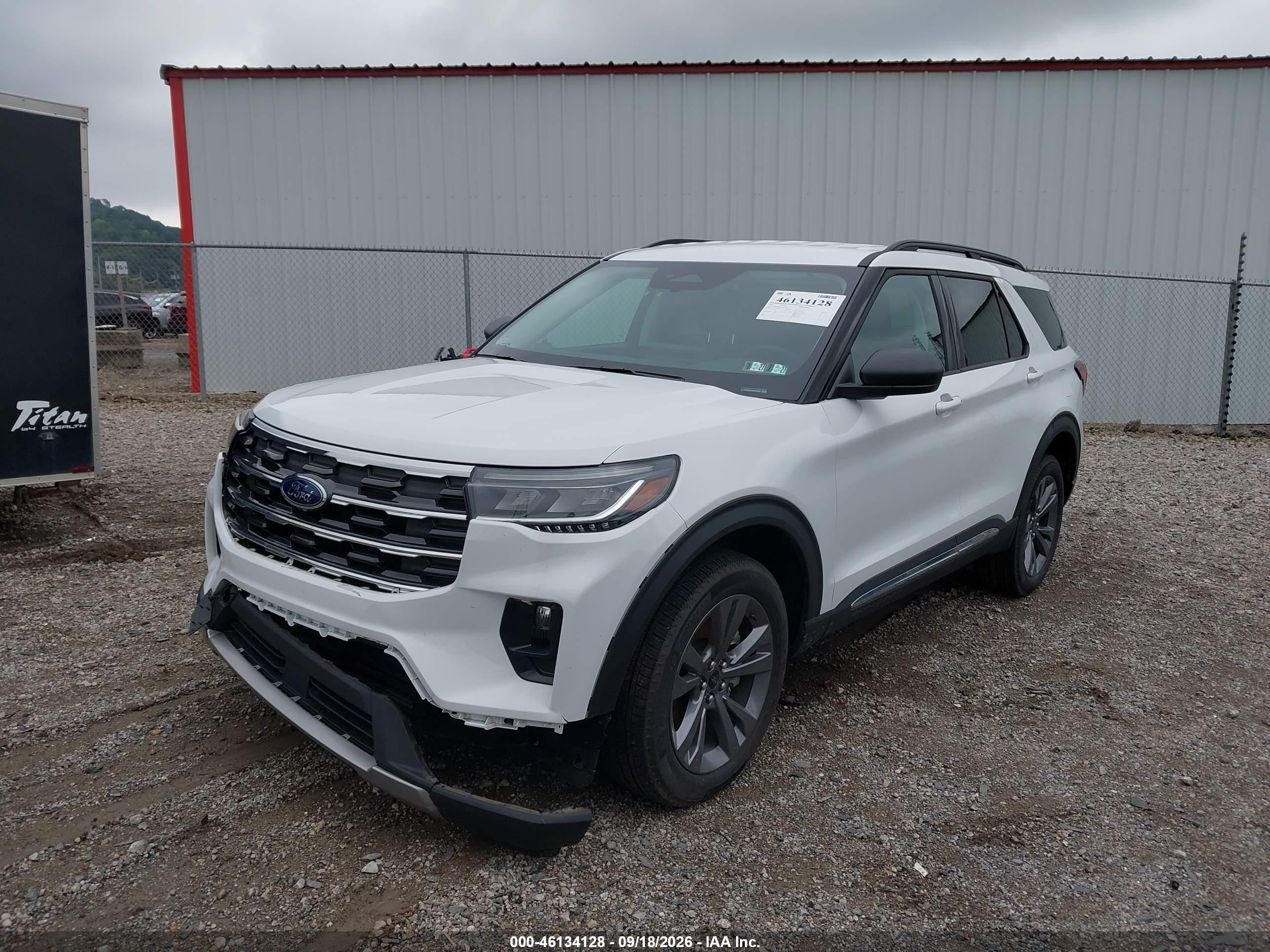 2025 Ford Explorer VIN 1FMUK8DH3SGC32804 IAAI salvage auction — Water/Flood, Salvage (Pennsylvania), sold $13,500 on 2026-10-08 (photo 2)