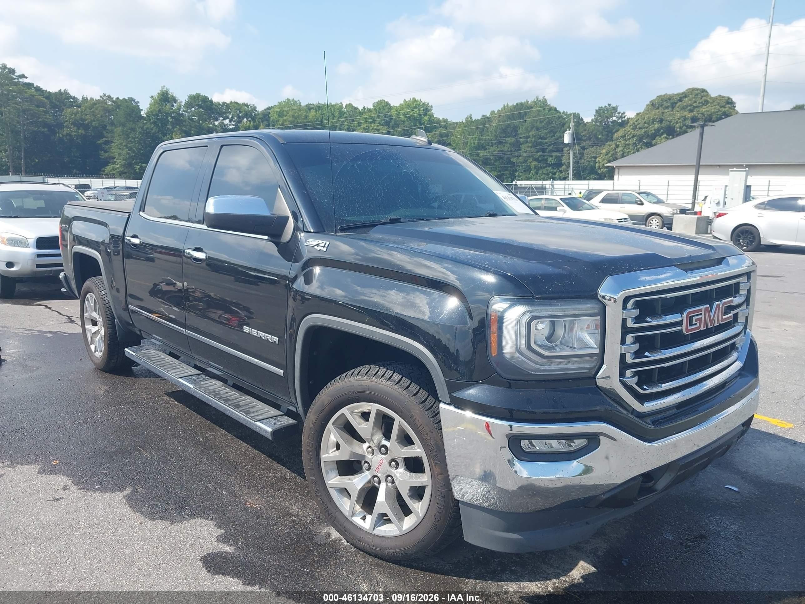 2018 GMC Sierra 1500 VIN 3GTU2NEC0JG608058 — IAAI salvage auction photo