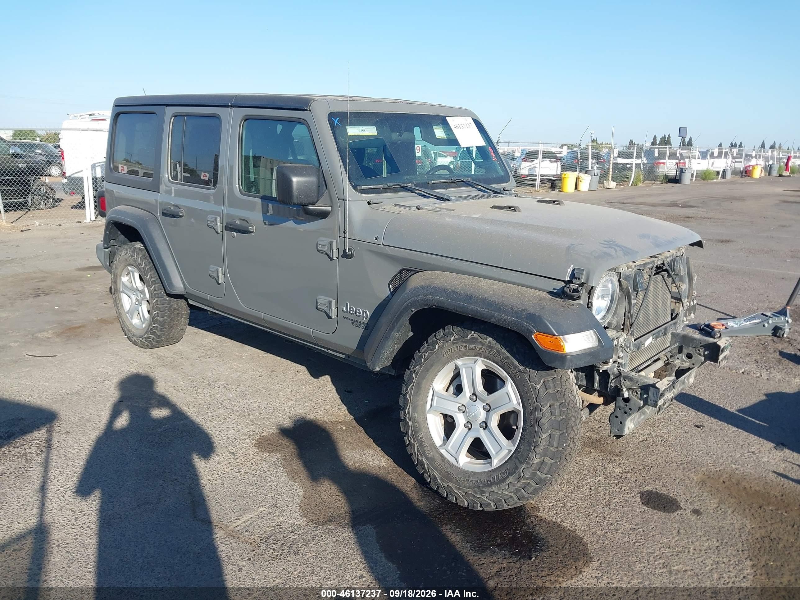 2020 Jeep Wrangler Unlimited VIN 1C4HJXDN4LW155229 — IAAI salvage auction photo