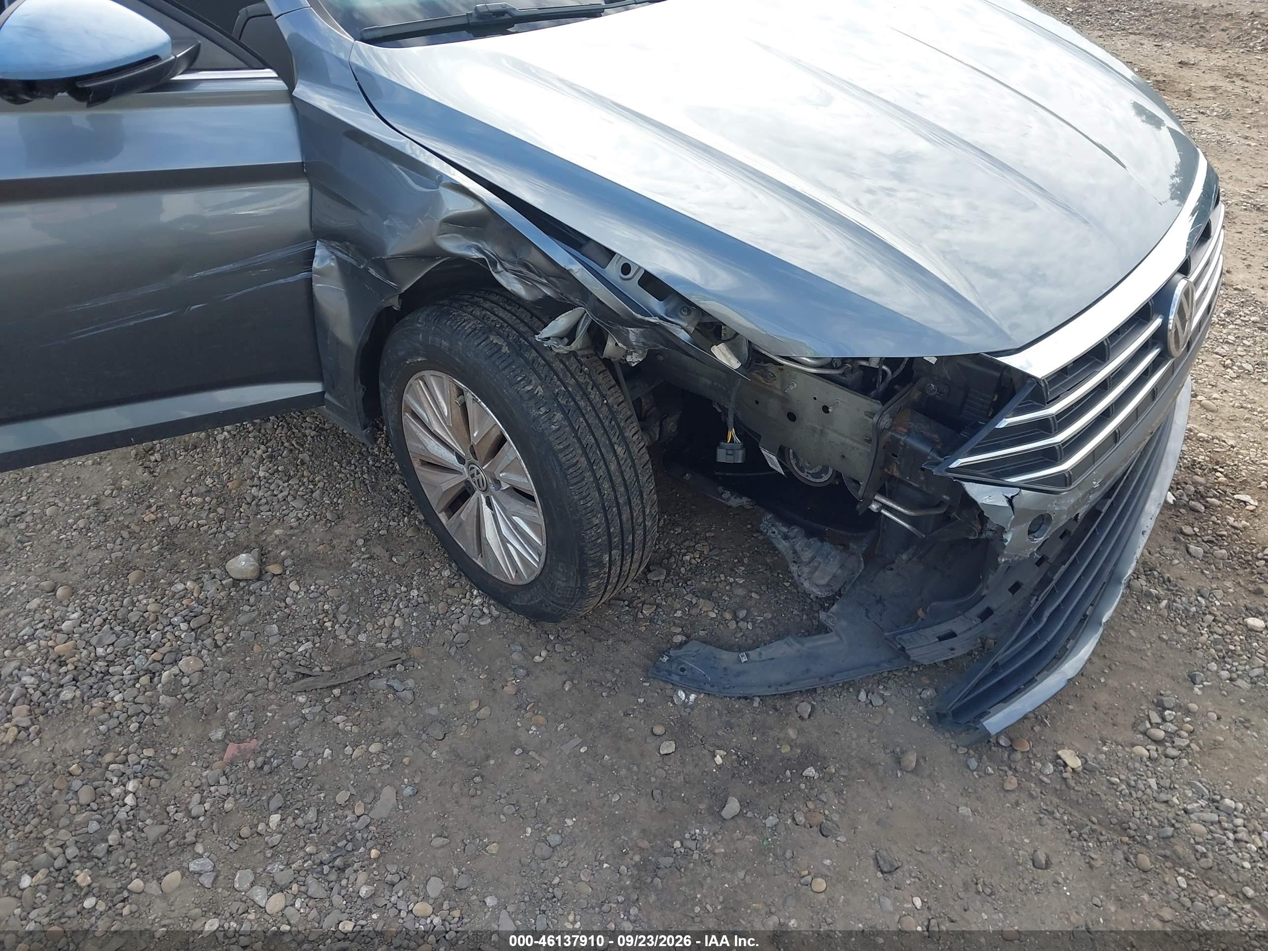 2019 Volkswagen Jetta VIN 3VWC57BUXKM122322 IAAI salvage auction — Normal Wear, Clear (New York), sold $3,150 on 2026-10-01 (photo 6)