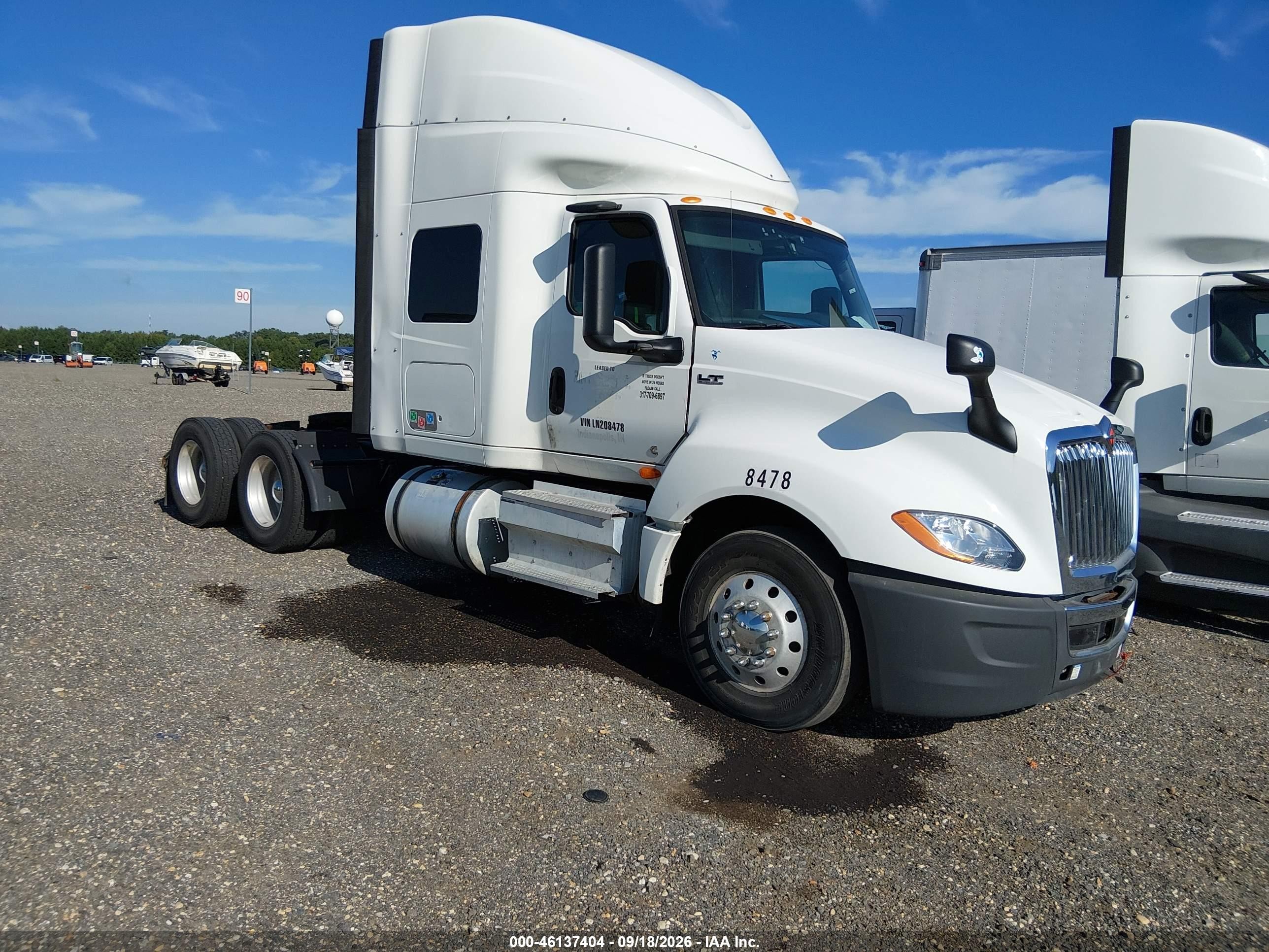 2020 International LT VIN 3HSDZAPR0LN208478 — IAAI salvage auction photo