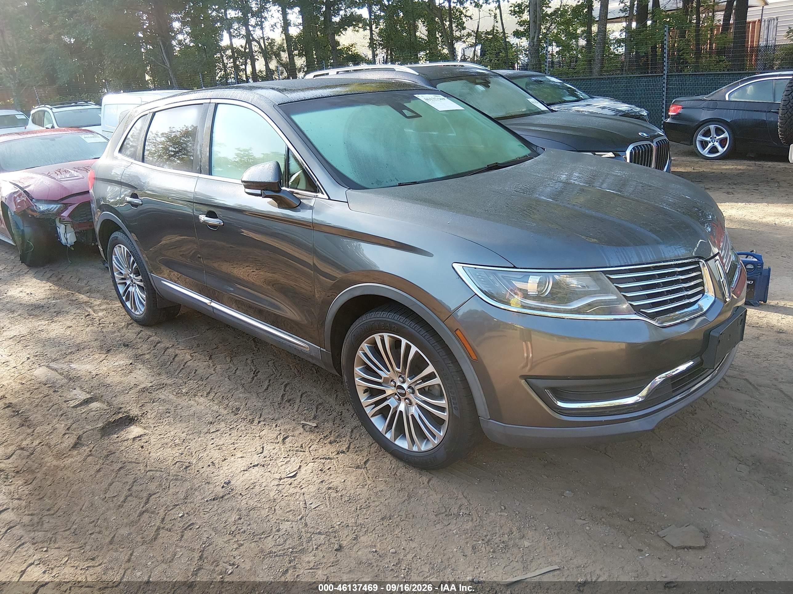 2017 Lincoln Mkx VIN 2LMPJ8LR6HBL39702 IAAI salvage auction — Normal Wear, Clear (Virginia), sold $2,575 on 2026-10-01 (photo 1)
