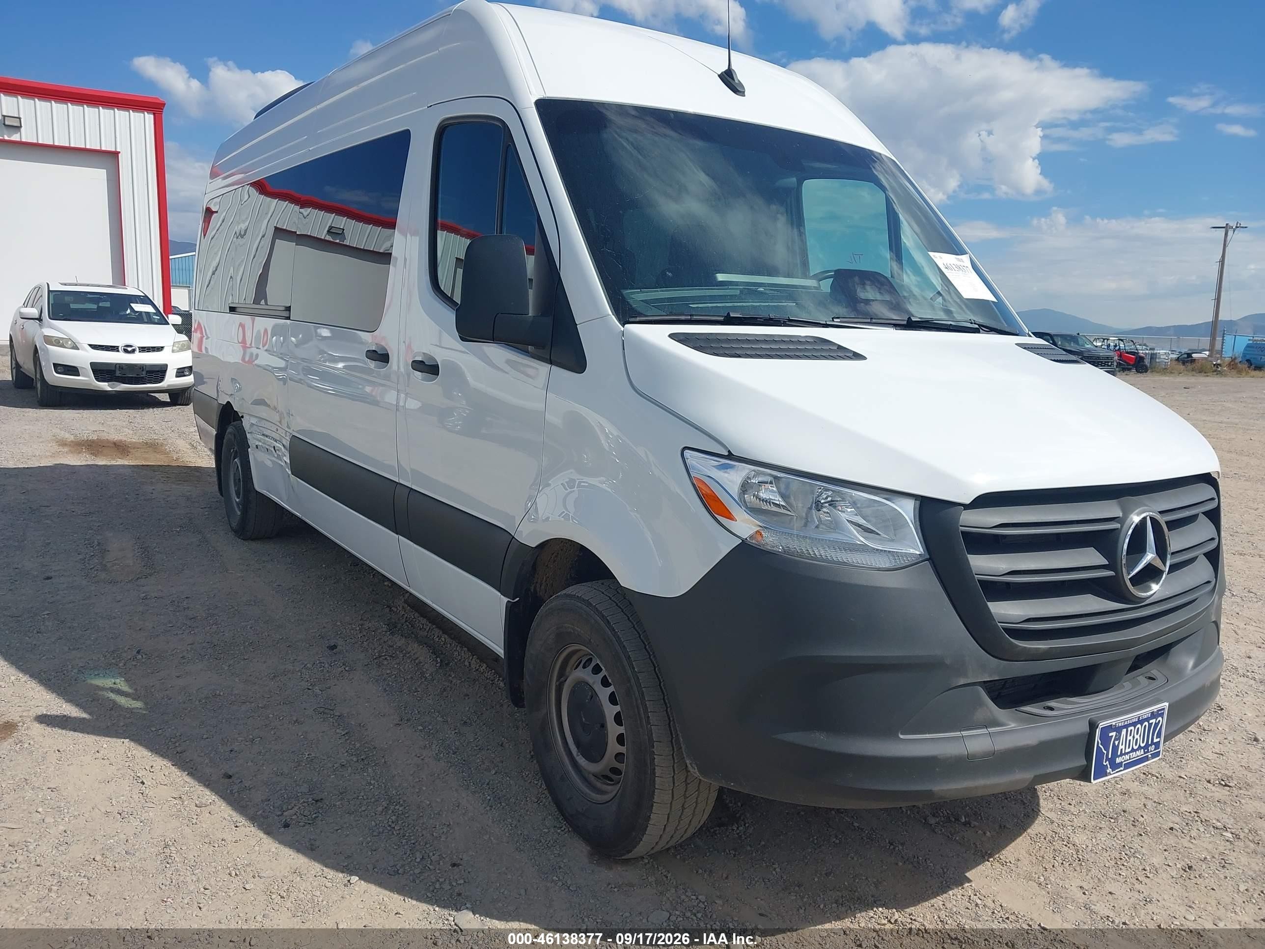 2026 Mercedes-Benz Sprinter VIN W1Z4KGHY2TT611205 — IAAI salvage auction photo