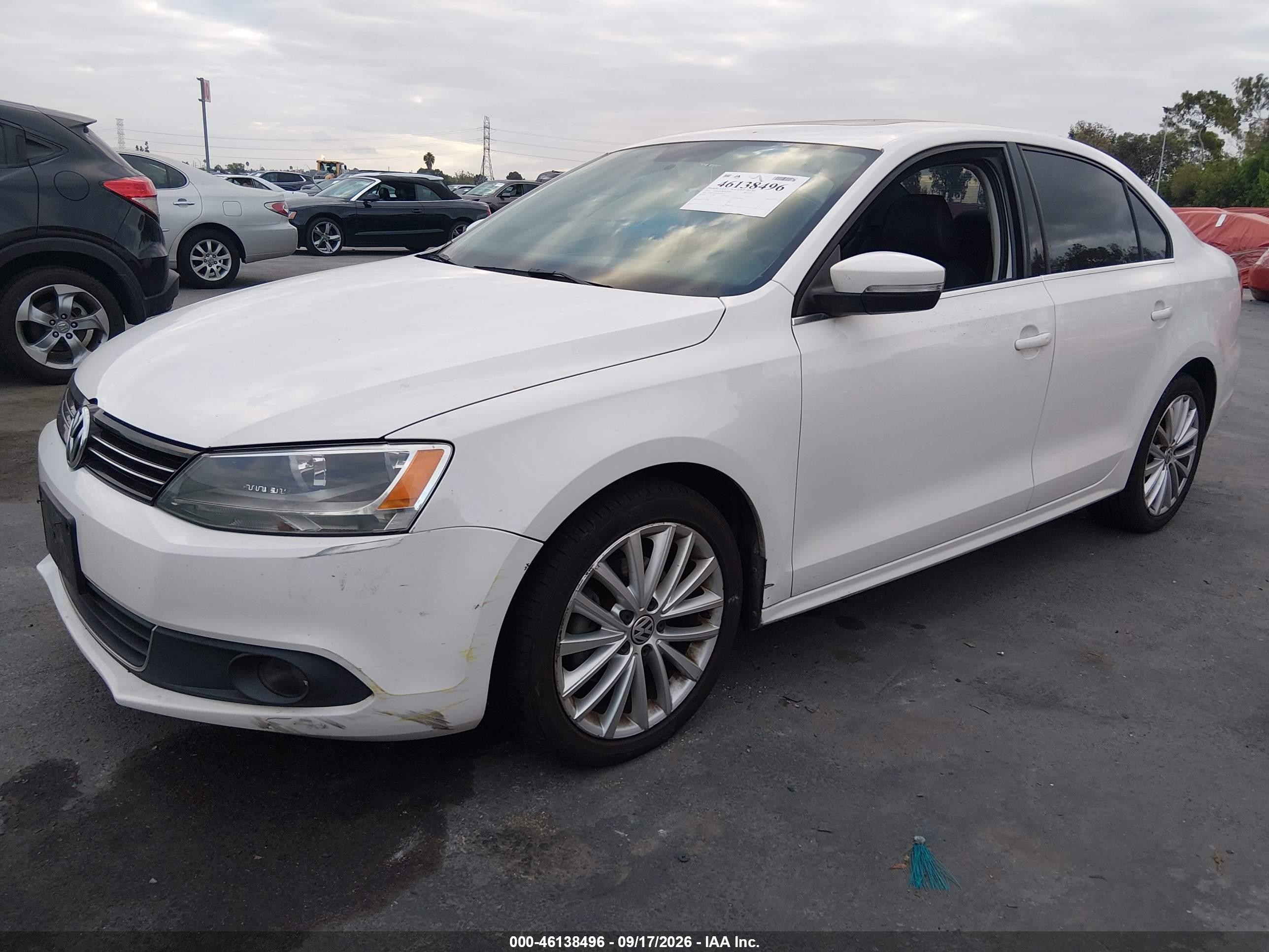 2013 Volkswagen Jetta VIN 3VWLP7AJ2DM402157 IAAI salvage auction — Normal Wear, Clear - Dealer Only (California), sold $1,800 on 2026-09-28 (photo 2)